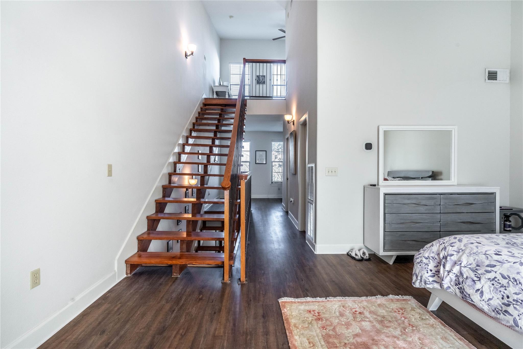 1602 Elgin Street # 13