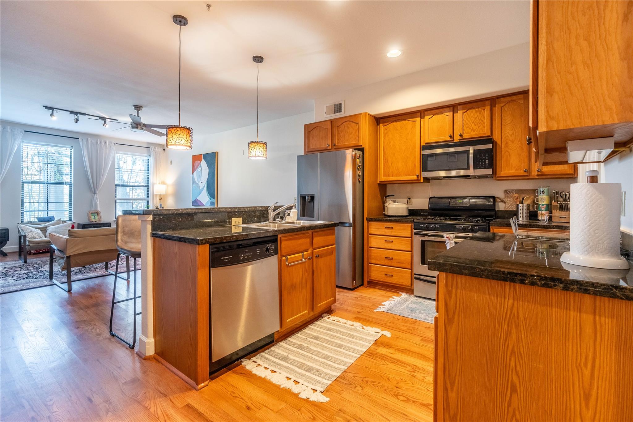 1602 Elgin Street # 13