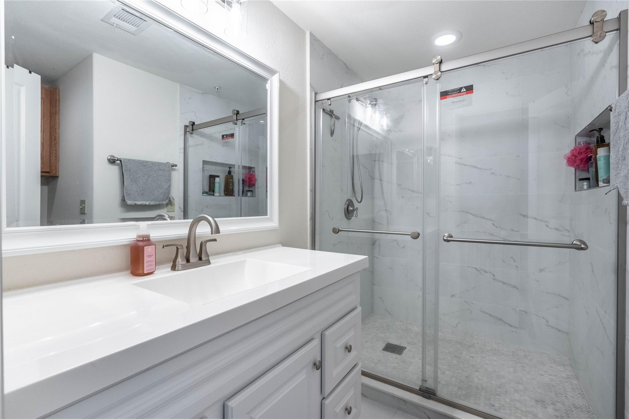 1602 Elgin Street # 13