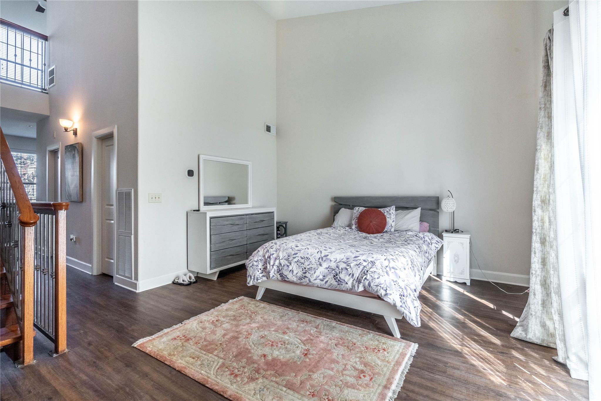 1602 Elgin Street # 13