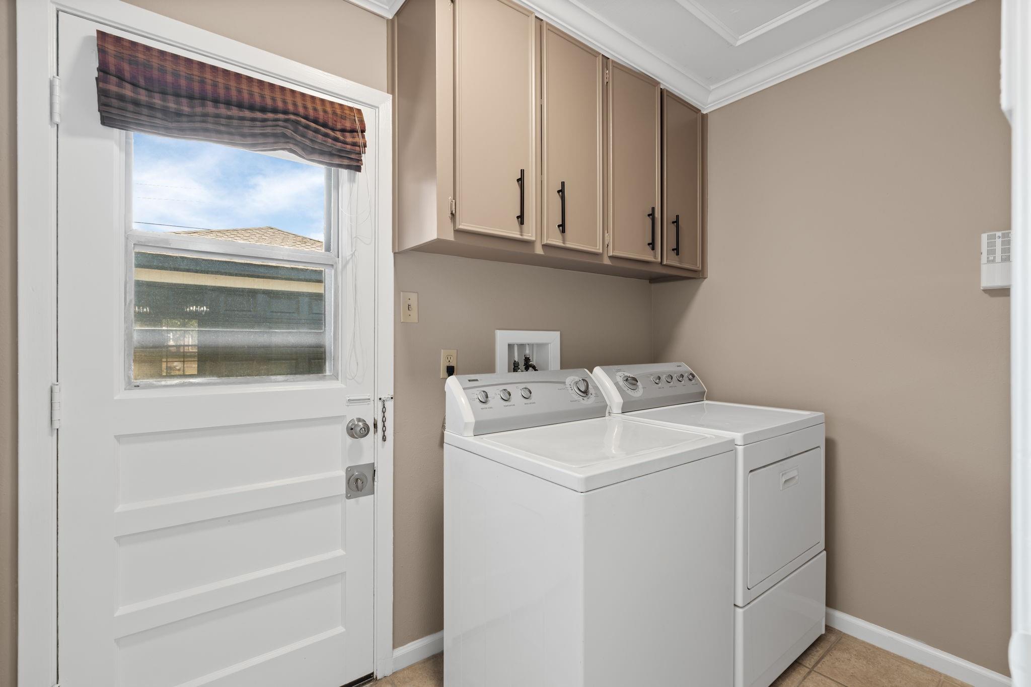 2323 Del Norte Street