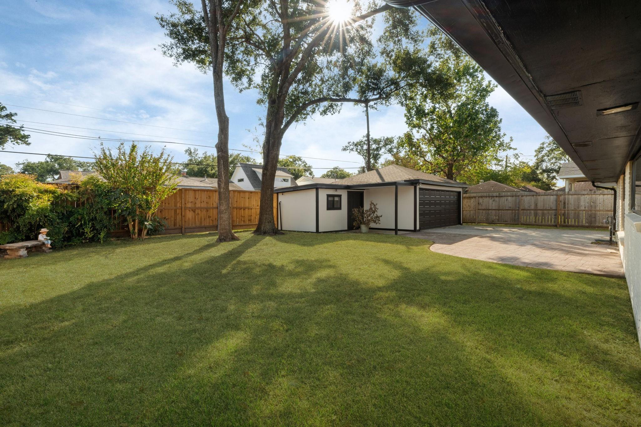 2323 Del Norte Street