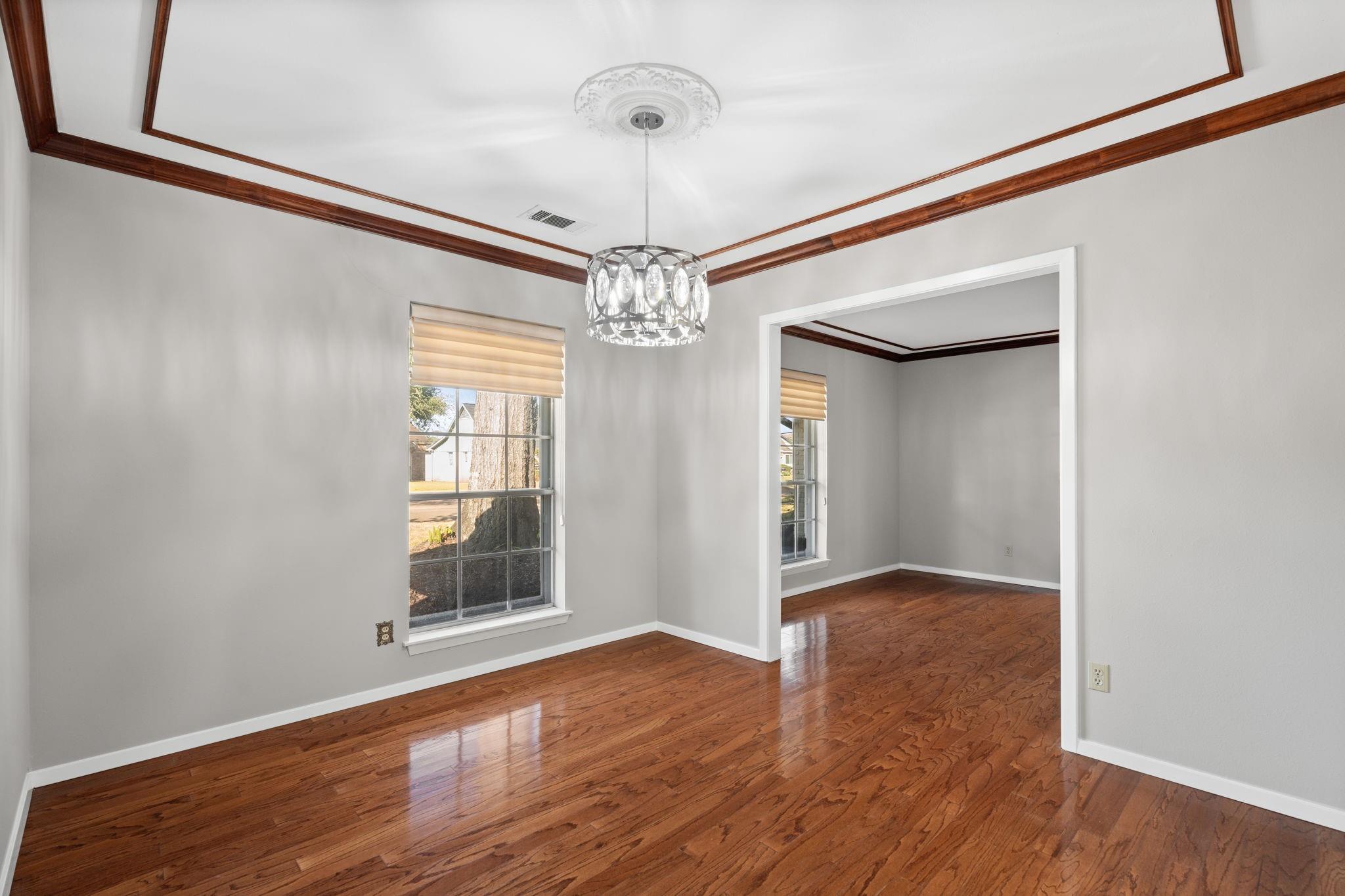 2323 Del Norte Street