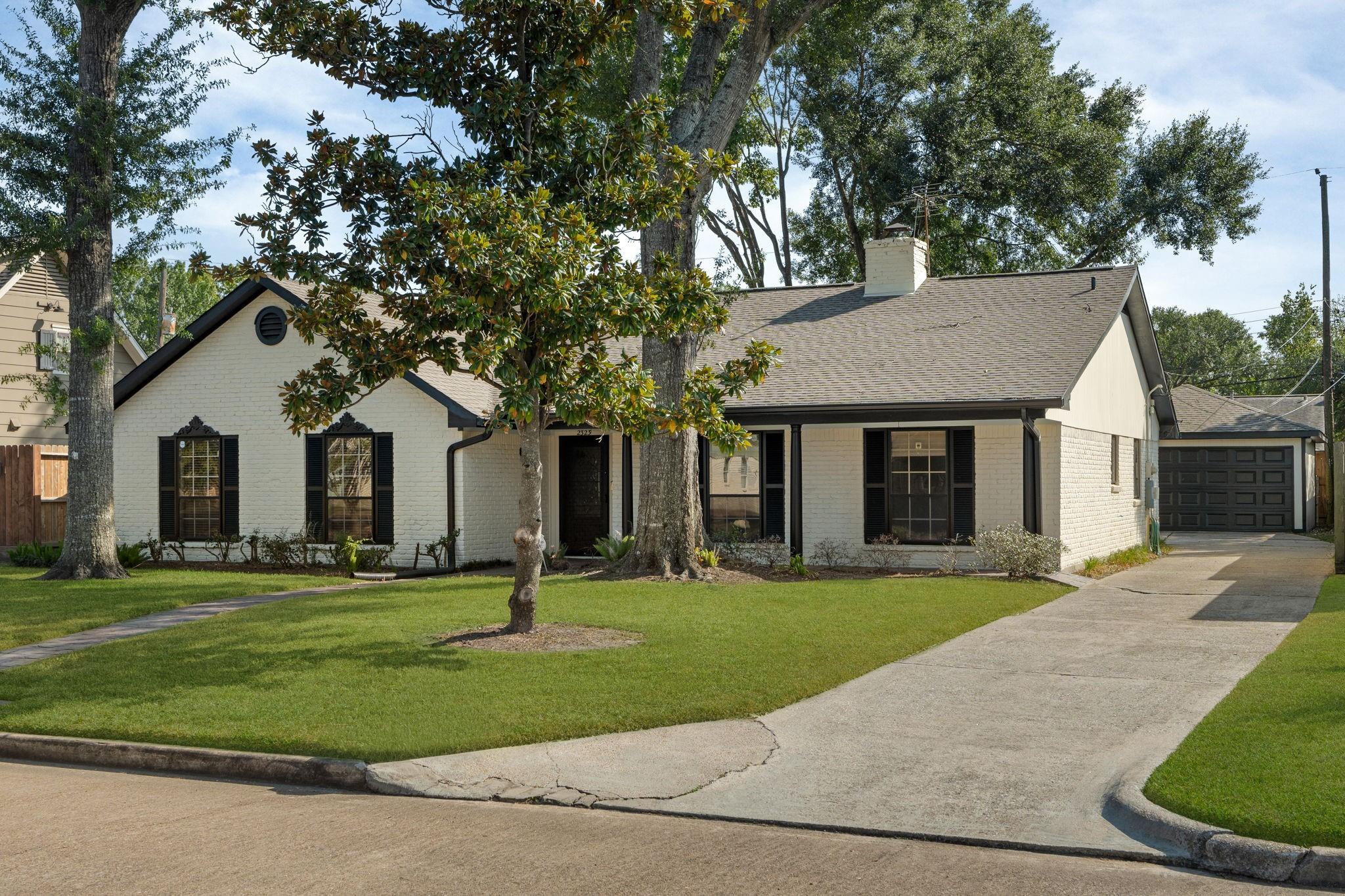 2323 Del Norte Street