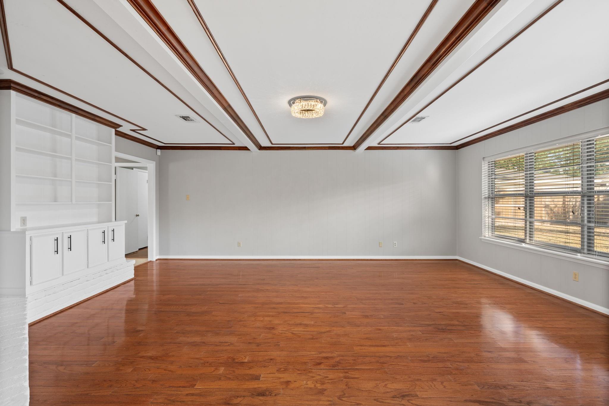 2323 Del Norte Street