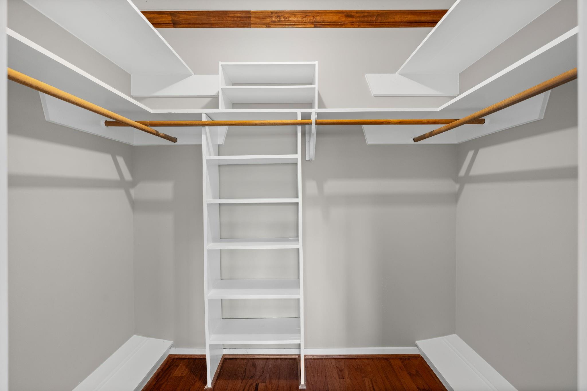 2323 Del Norte Street