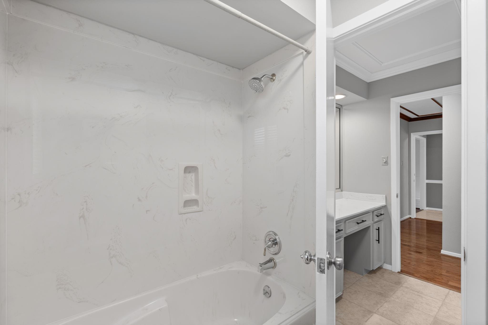 2323 Del Norte Street