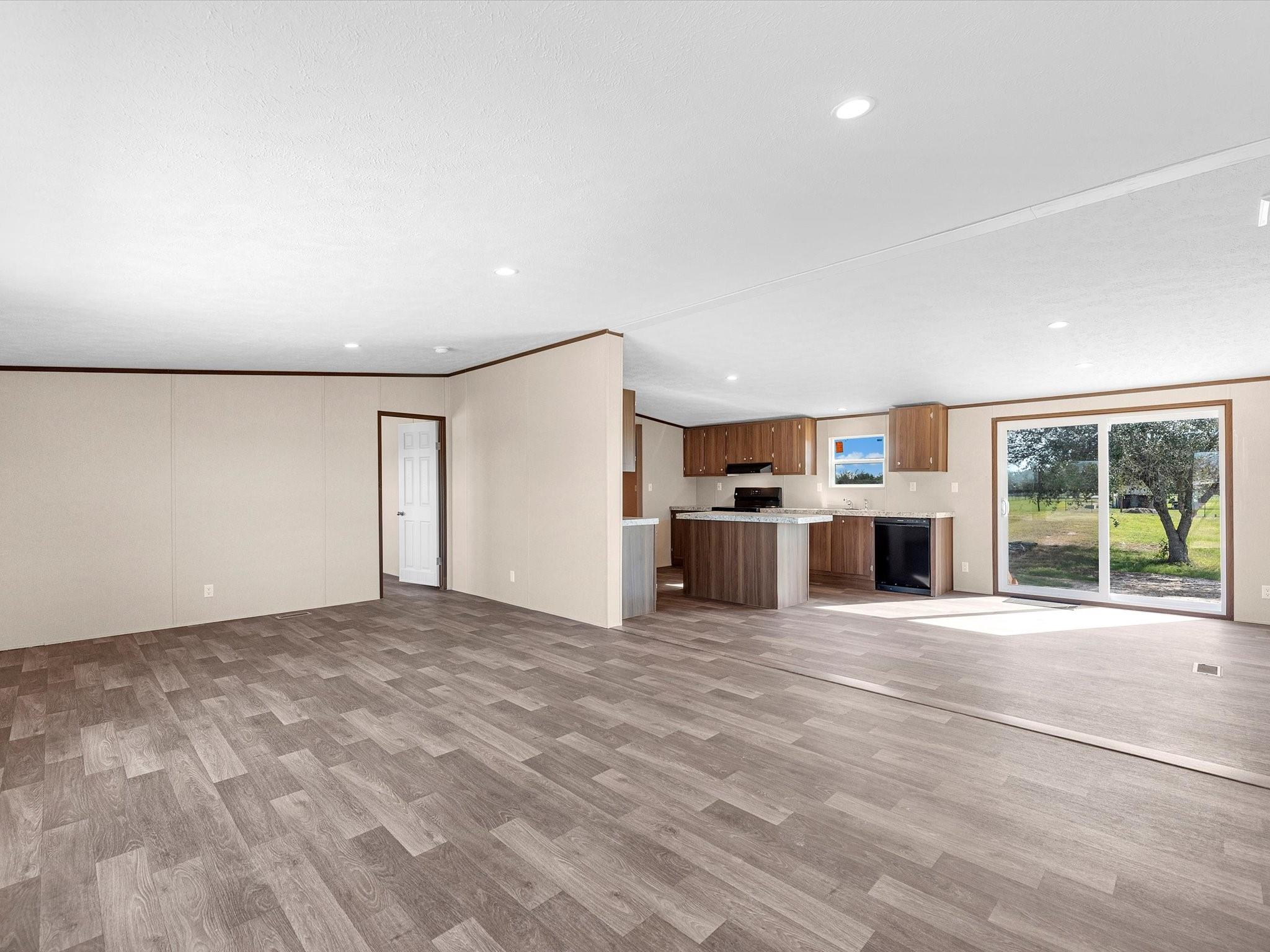 912 Anna Lane