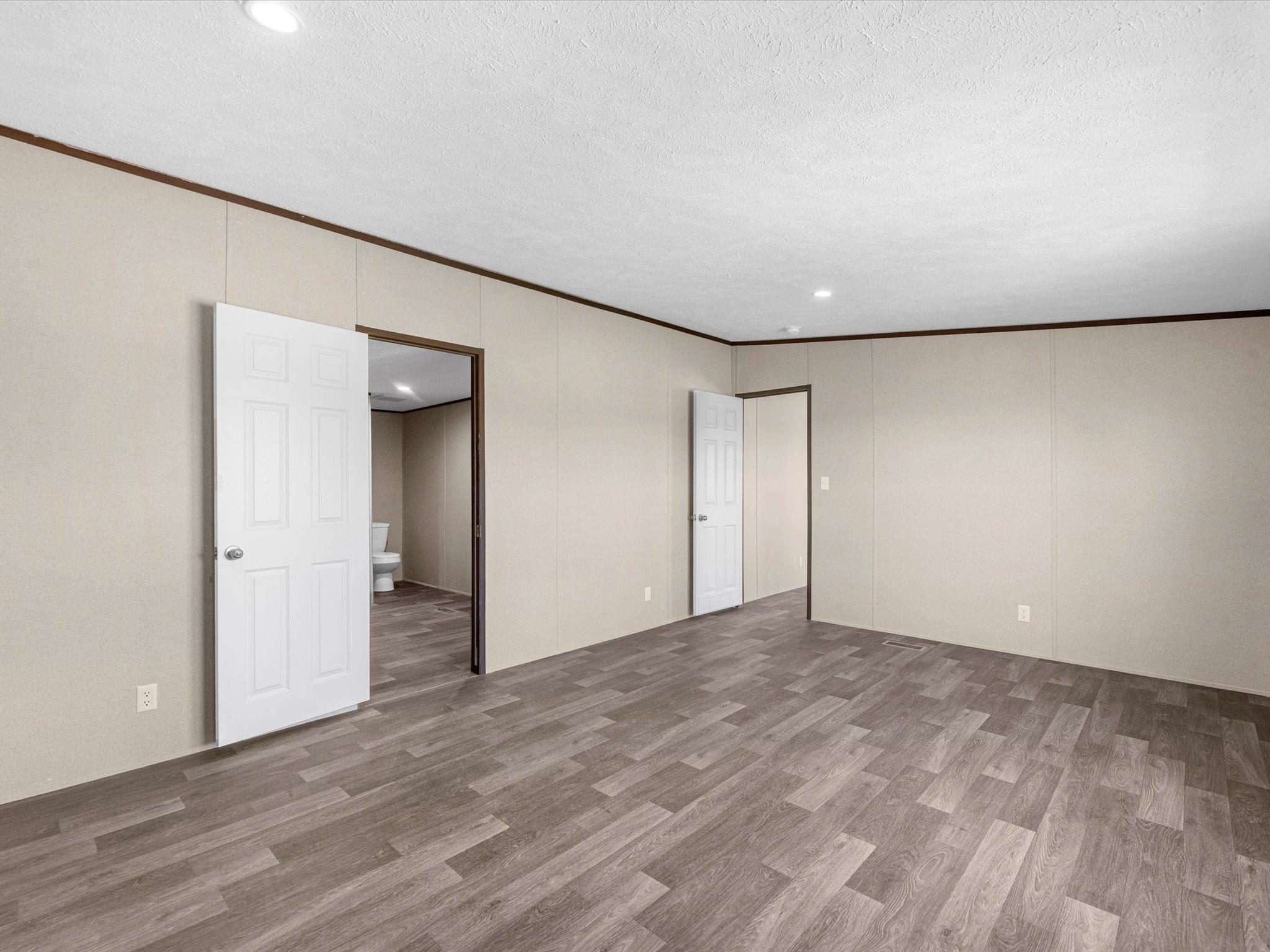 912 Anna Lane