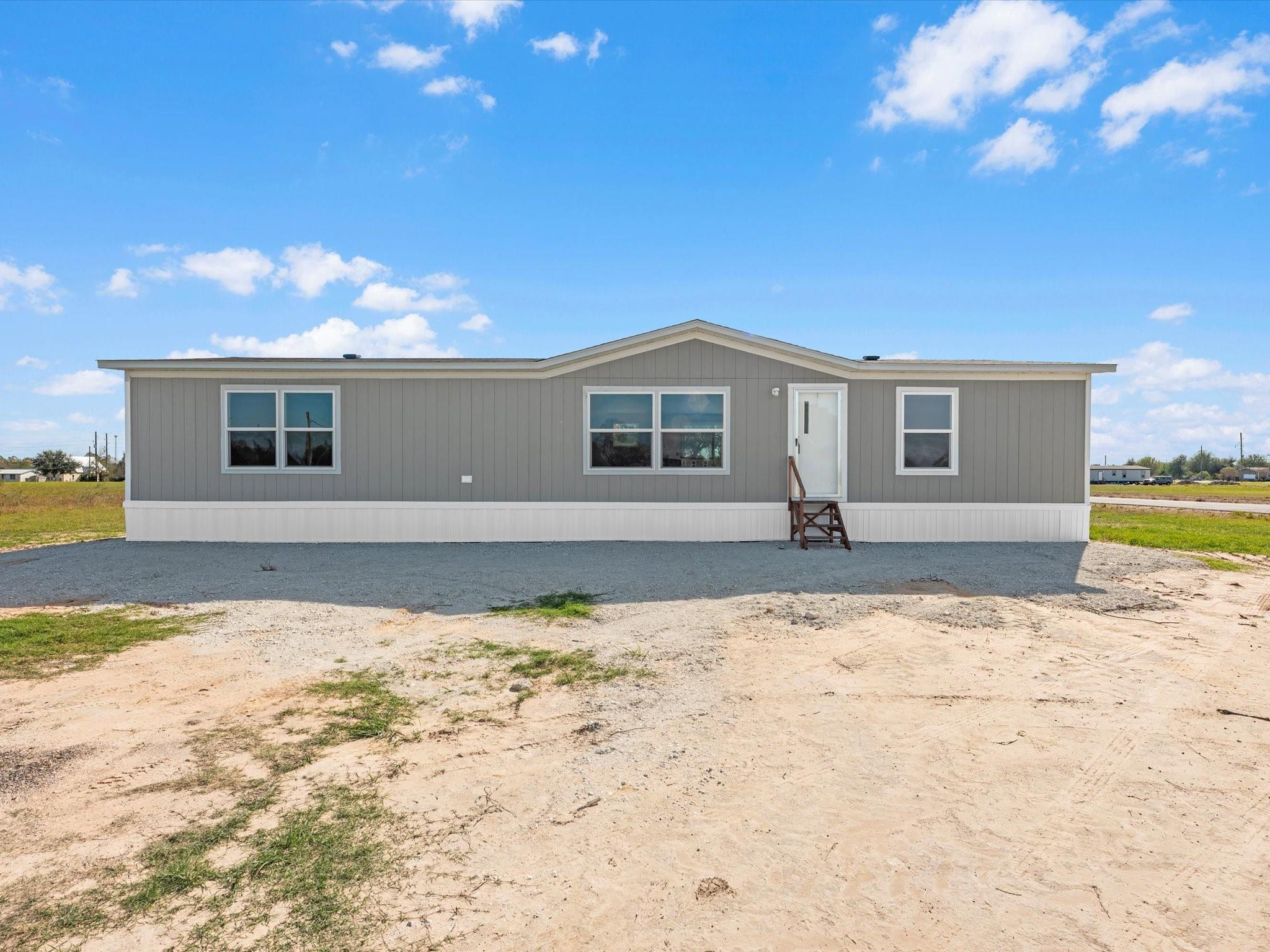 912 Anna Lane