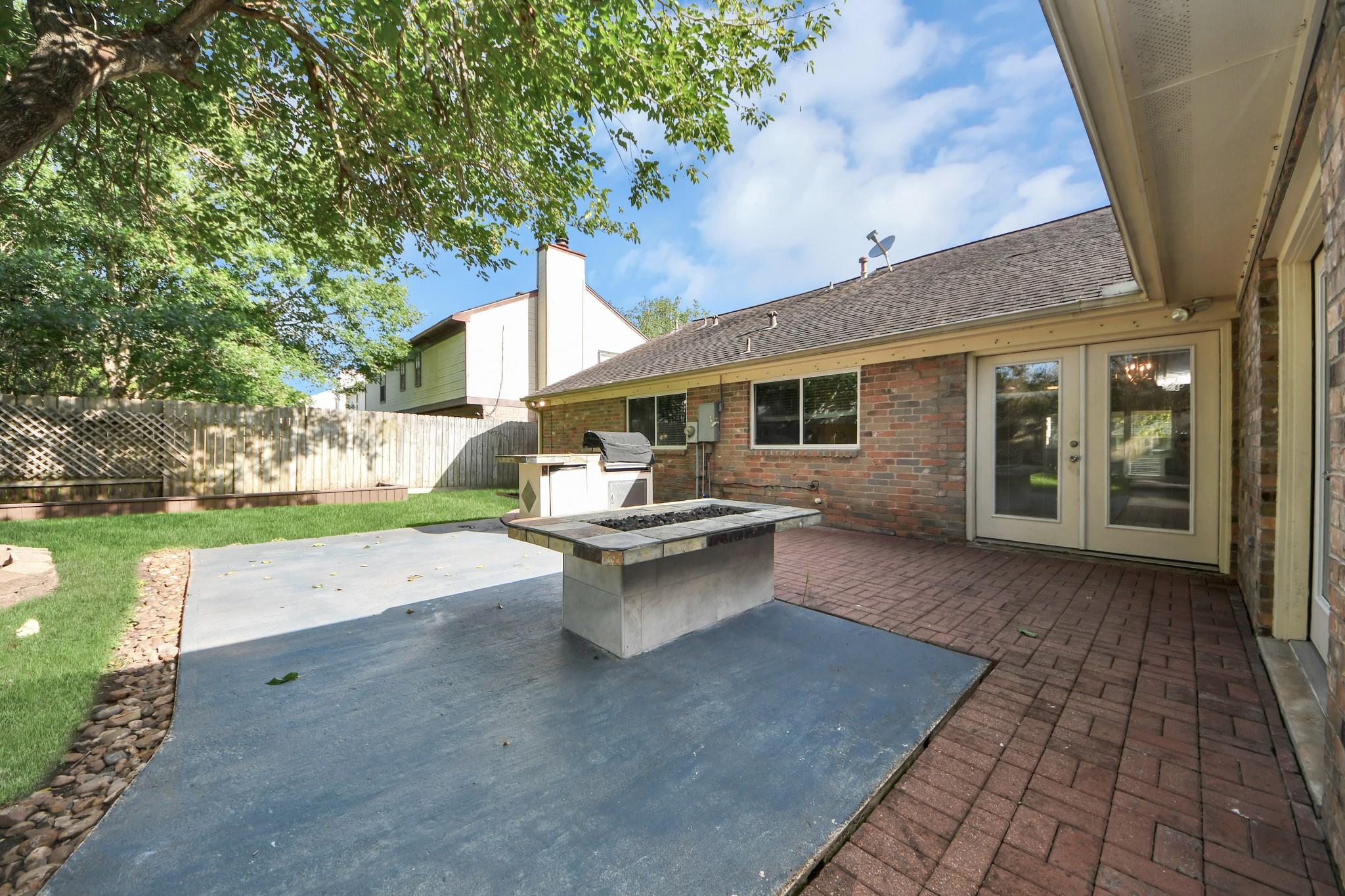 3402 Hidden Creek Drive