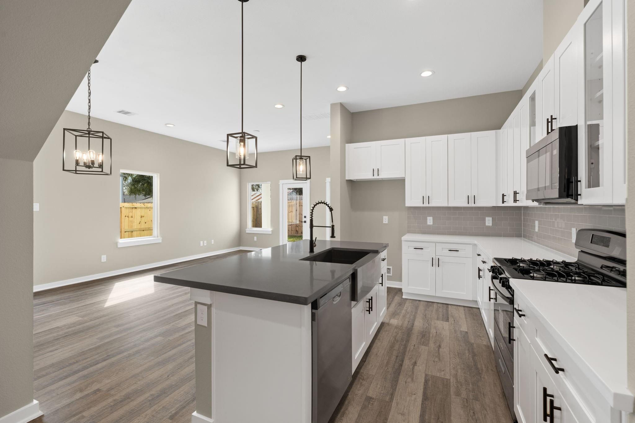 412 Stonework Landing Lane