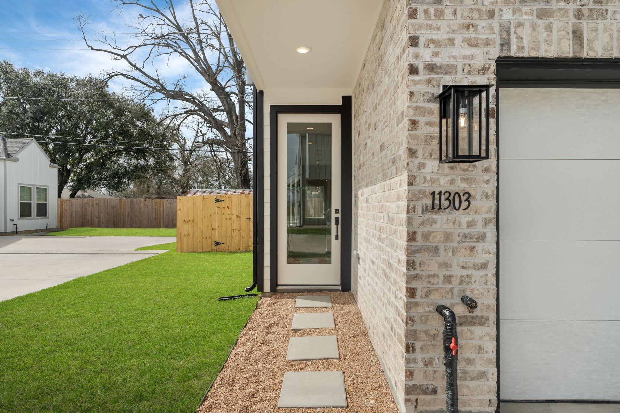412 Stonework Landing Lane