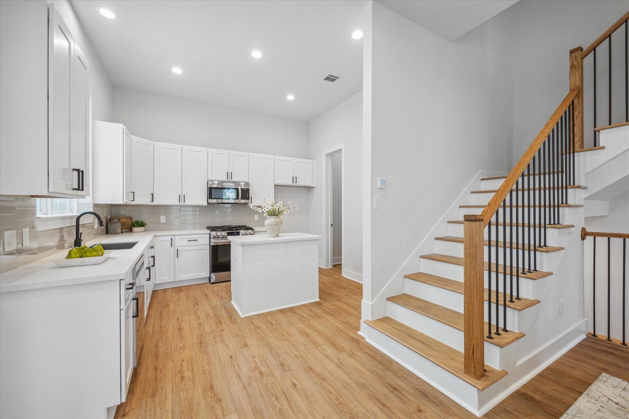 1037 17th Street