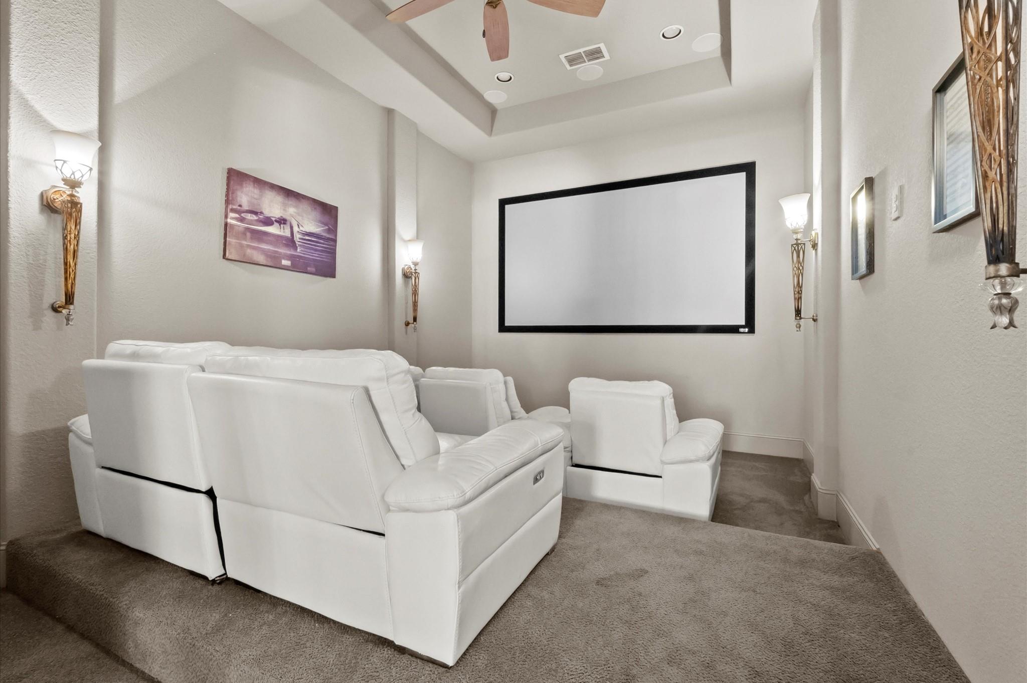 35 Enclave Manor Drive