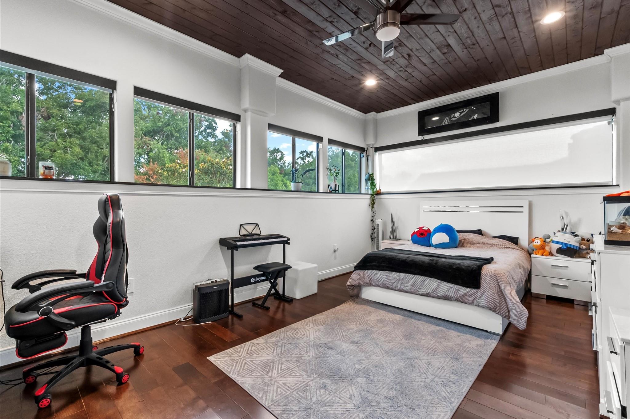 35 Enclave Manor Drive