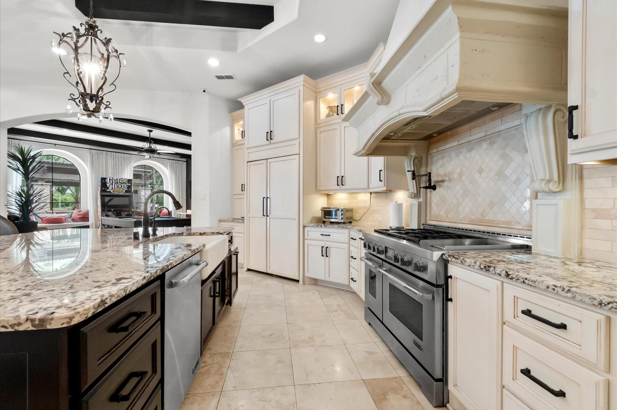 35 Enclave Manor Drive