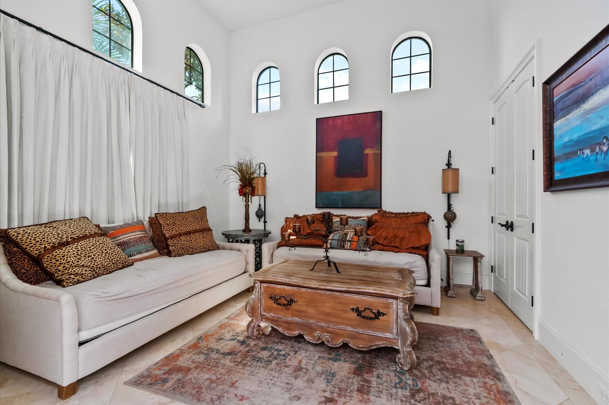 35 Enclave Manor Drive