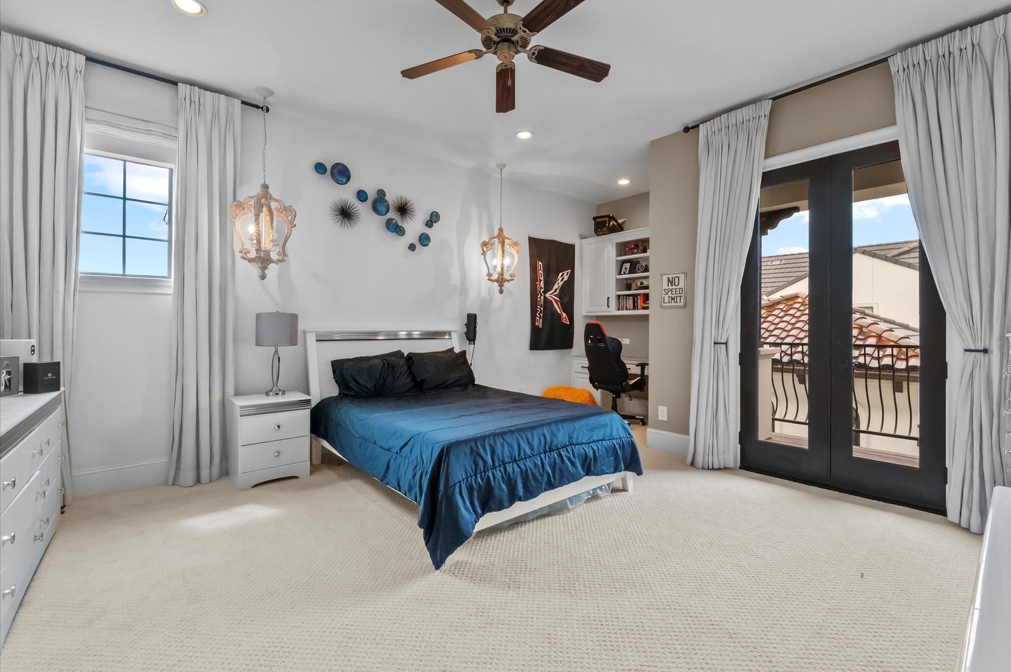 35 Enclave Manor Drive