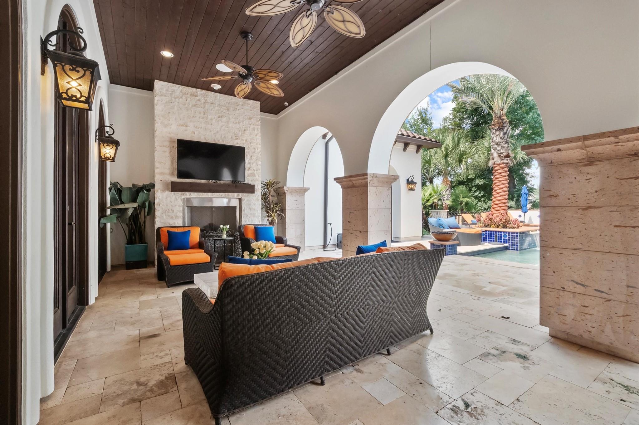 35 Enclave Manor Drive