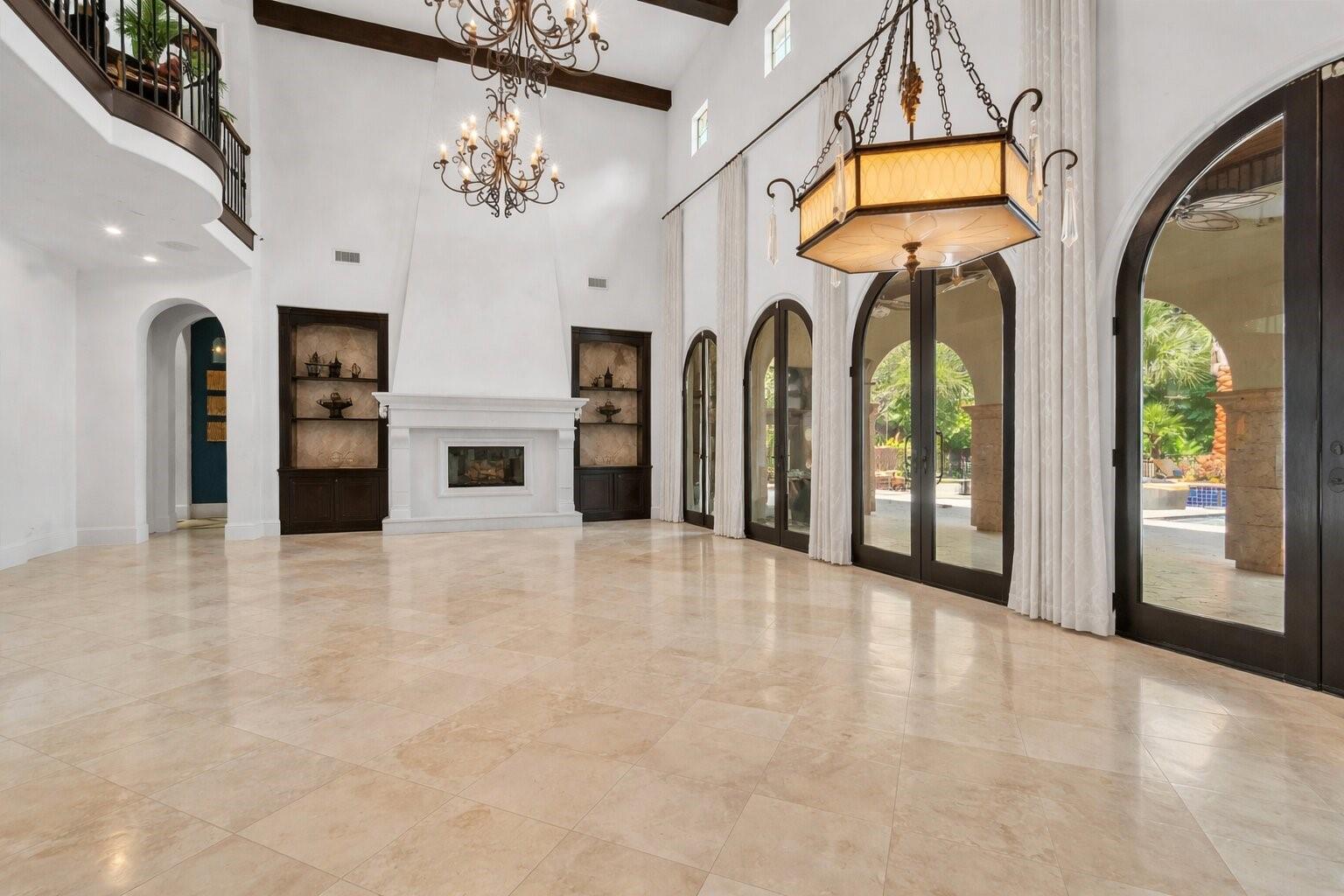 35 Enclave Manor Drive