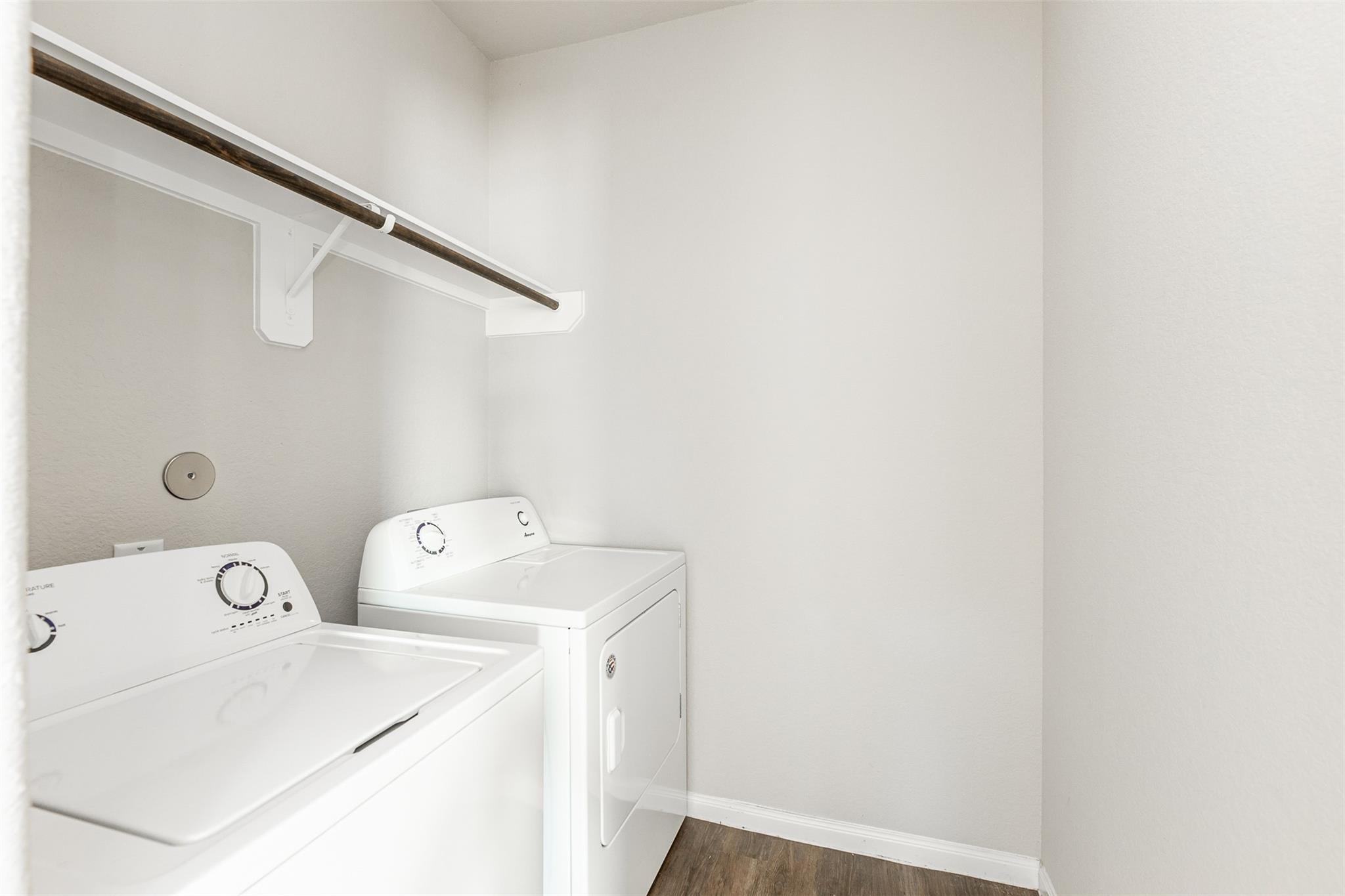 24514 Lorenzo Glaze Trail