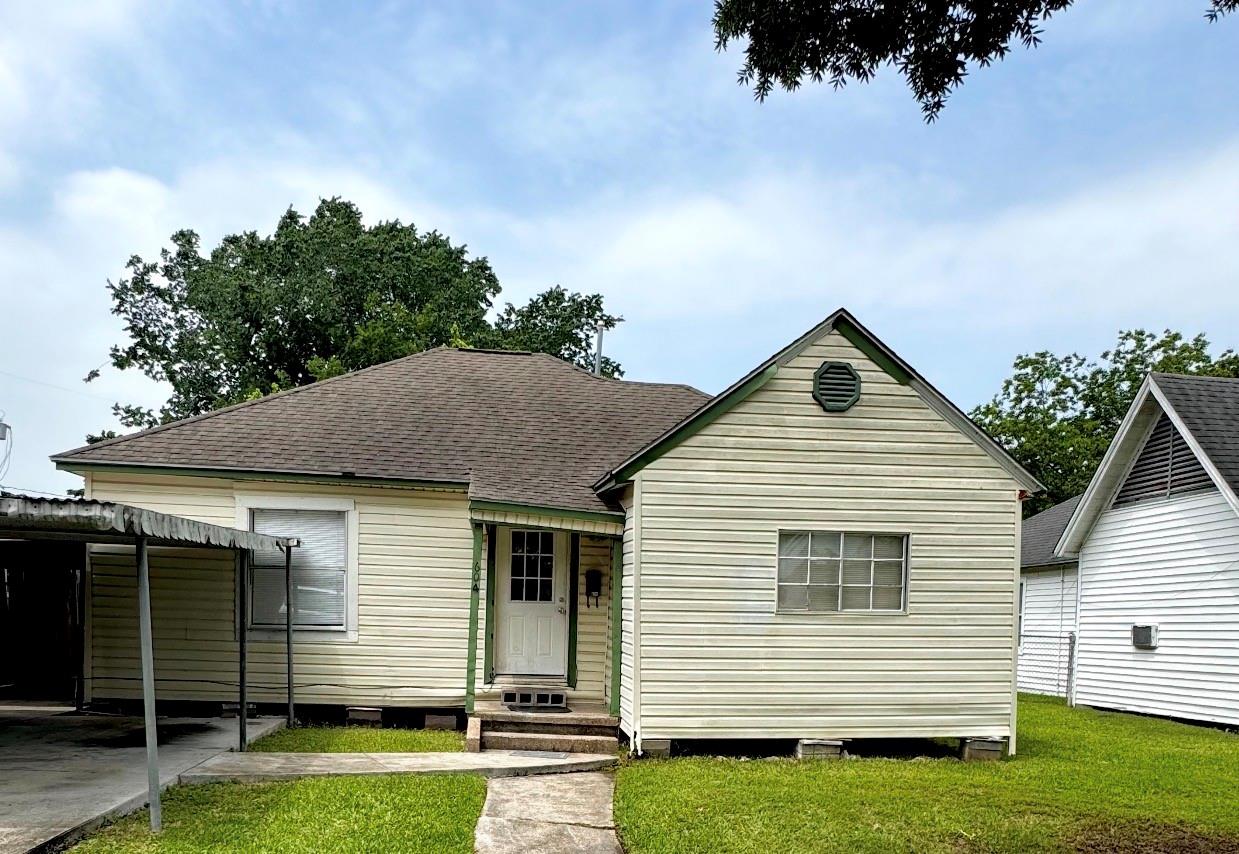 604 Spooner Street