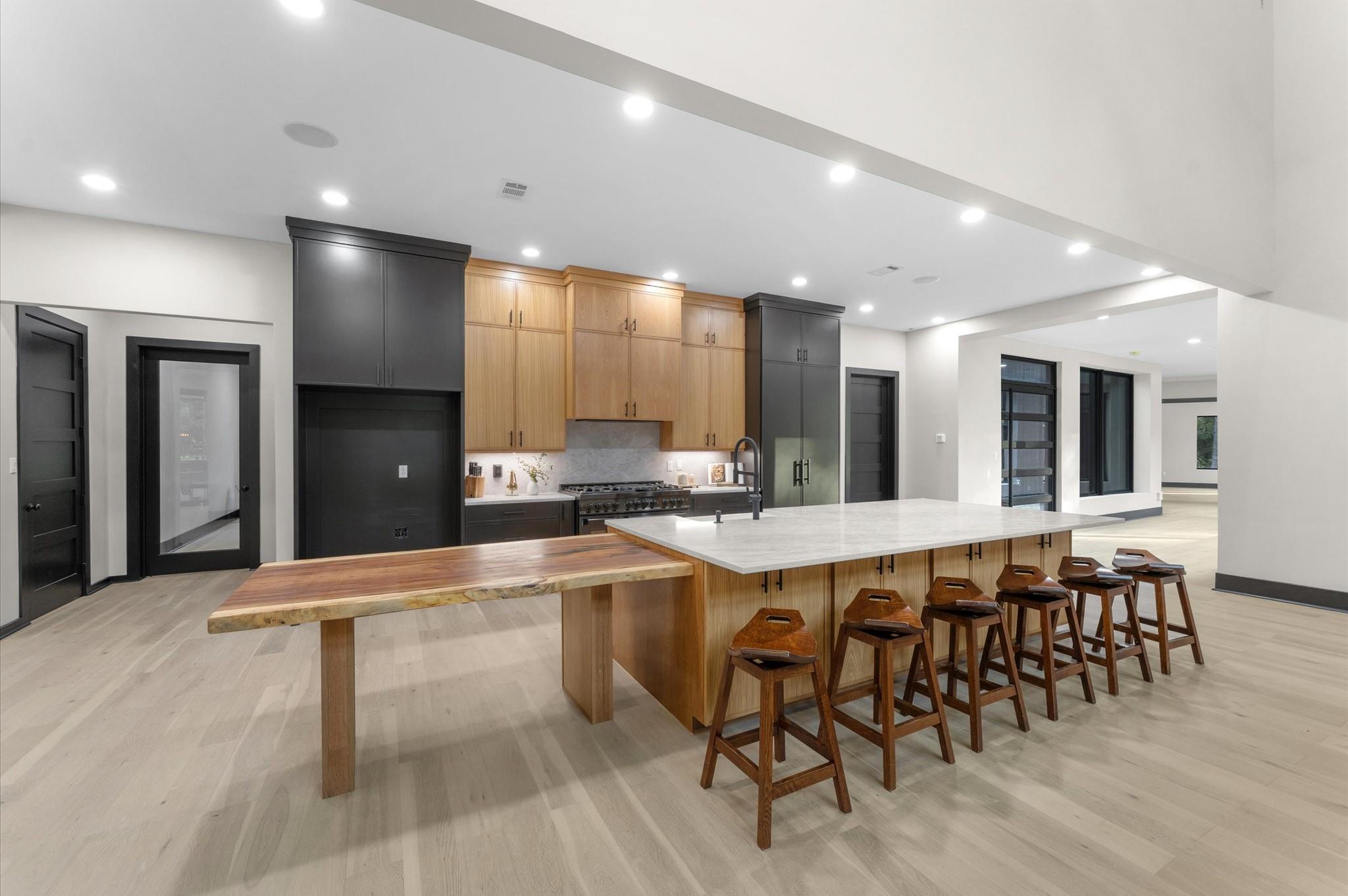 11415 Magnolia Bend Drive