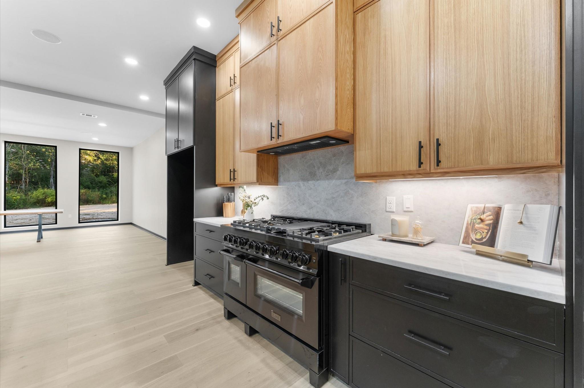 11415 Magnolia Bend Drive