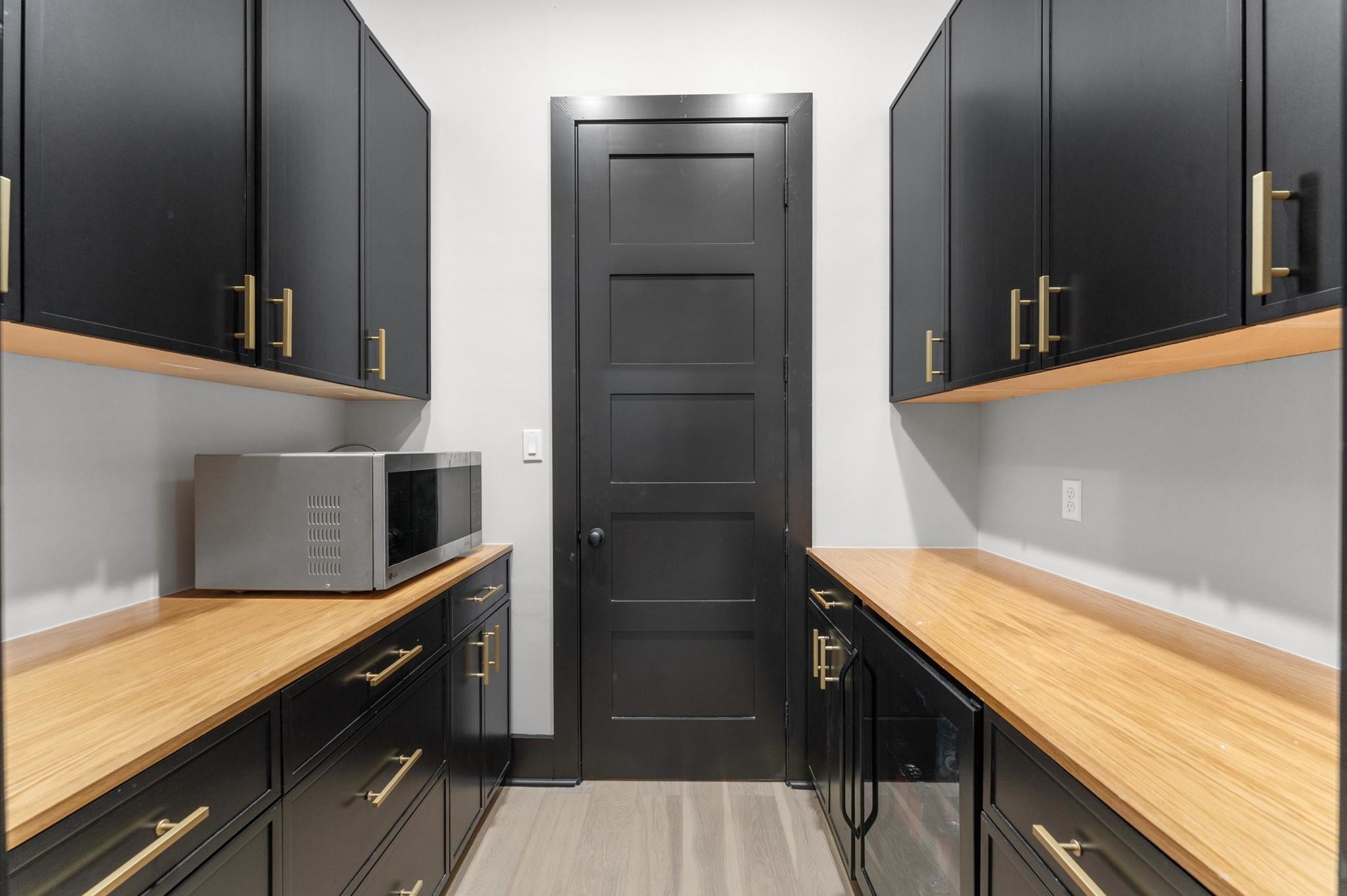 11415 Magnolia Bend Drive