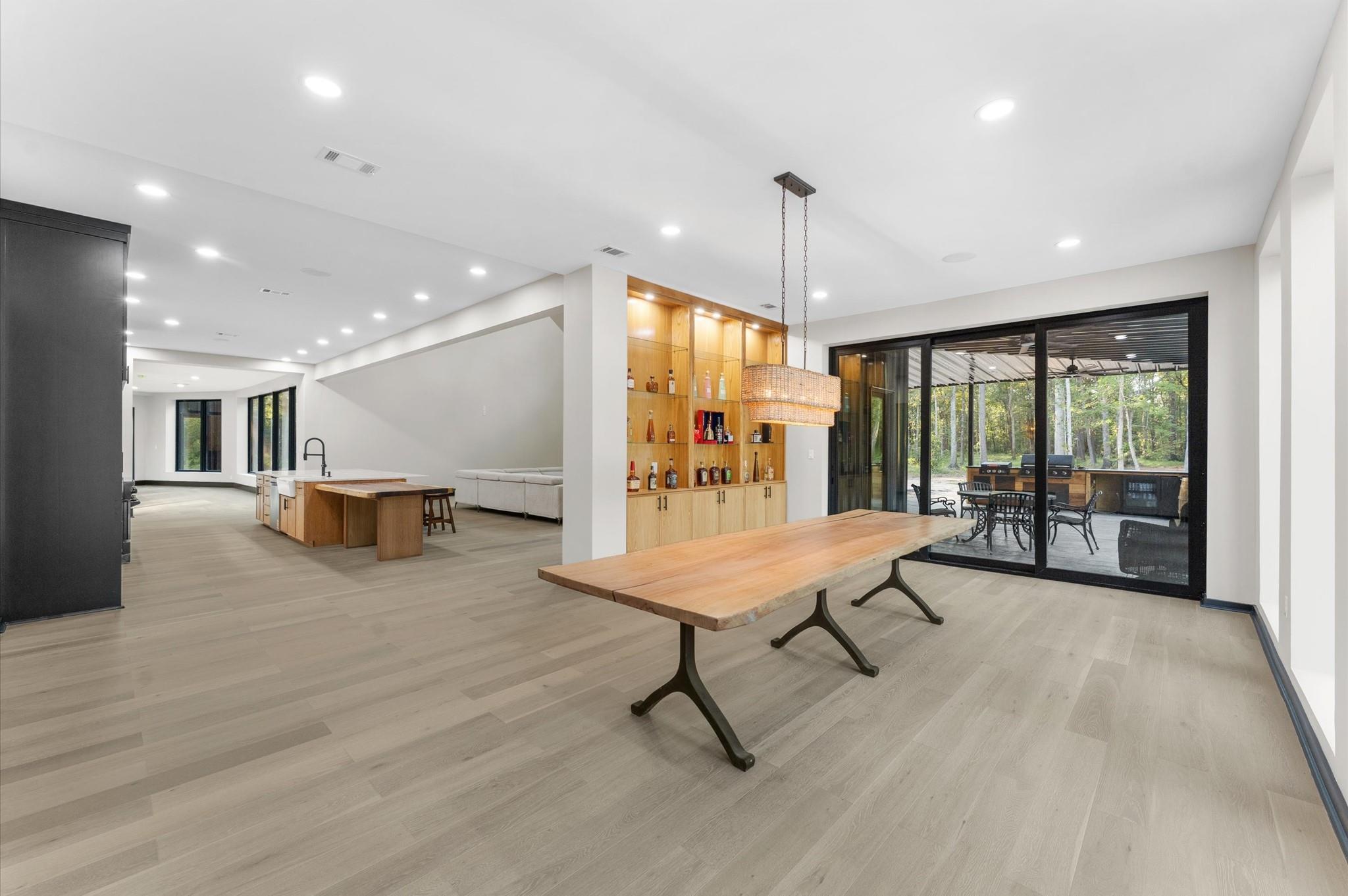 11415 Magnolia Bend Drive