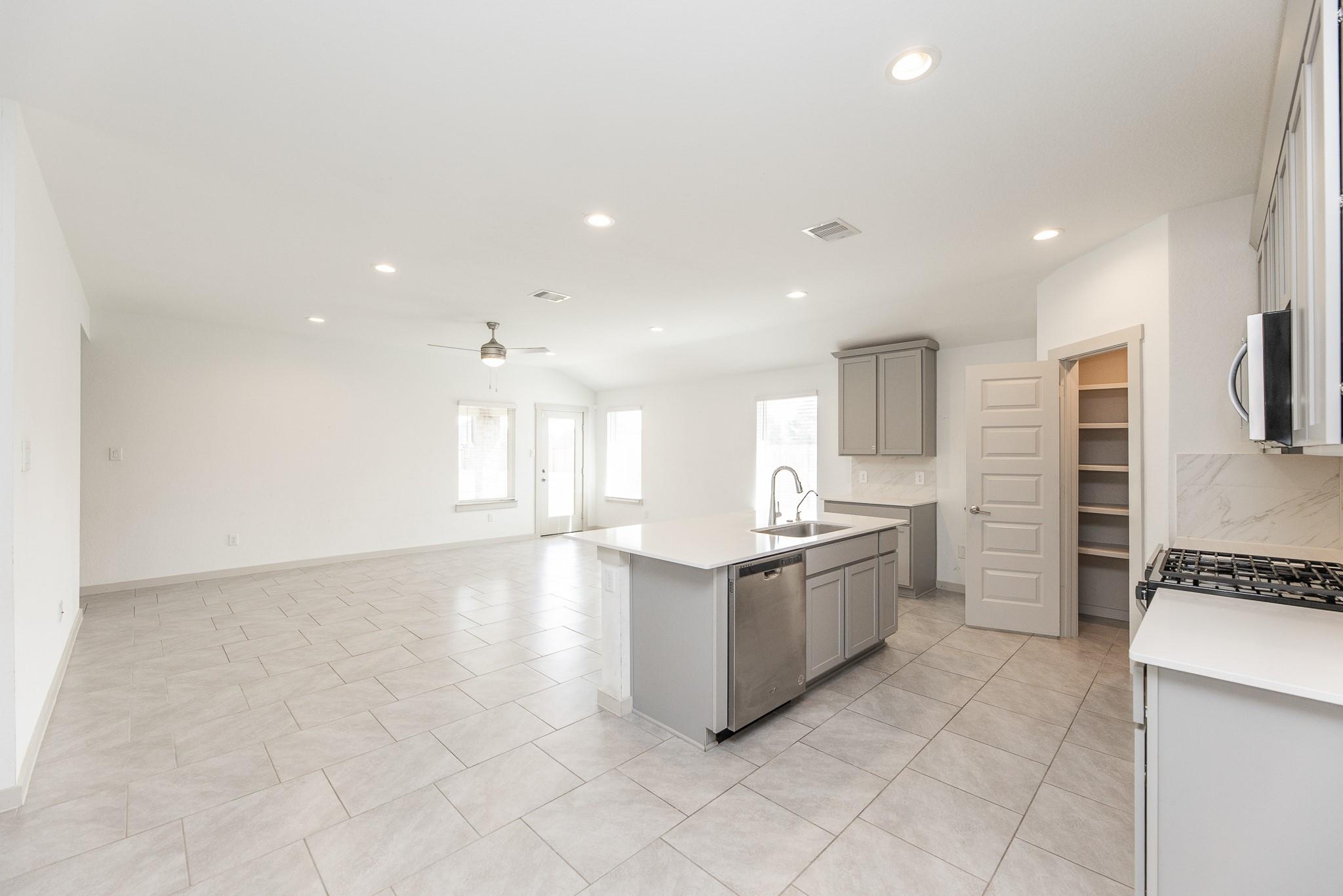 28902 Yukon River Court, Katy