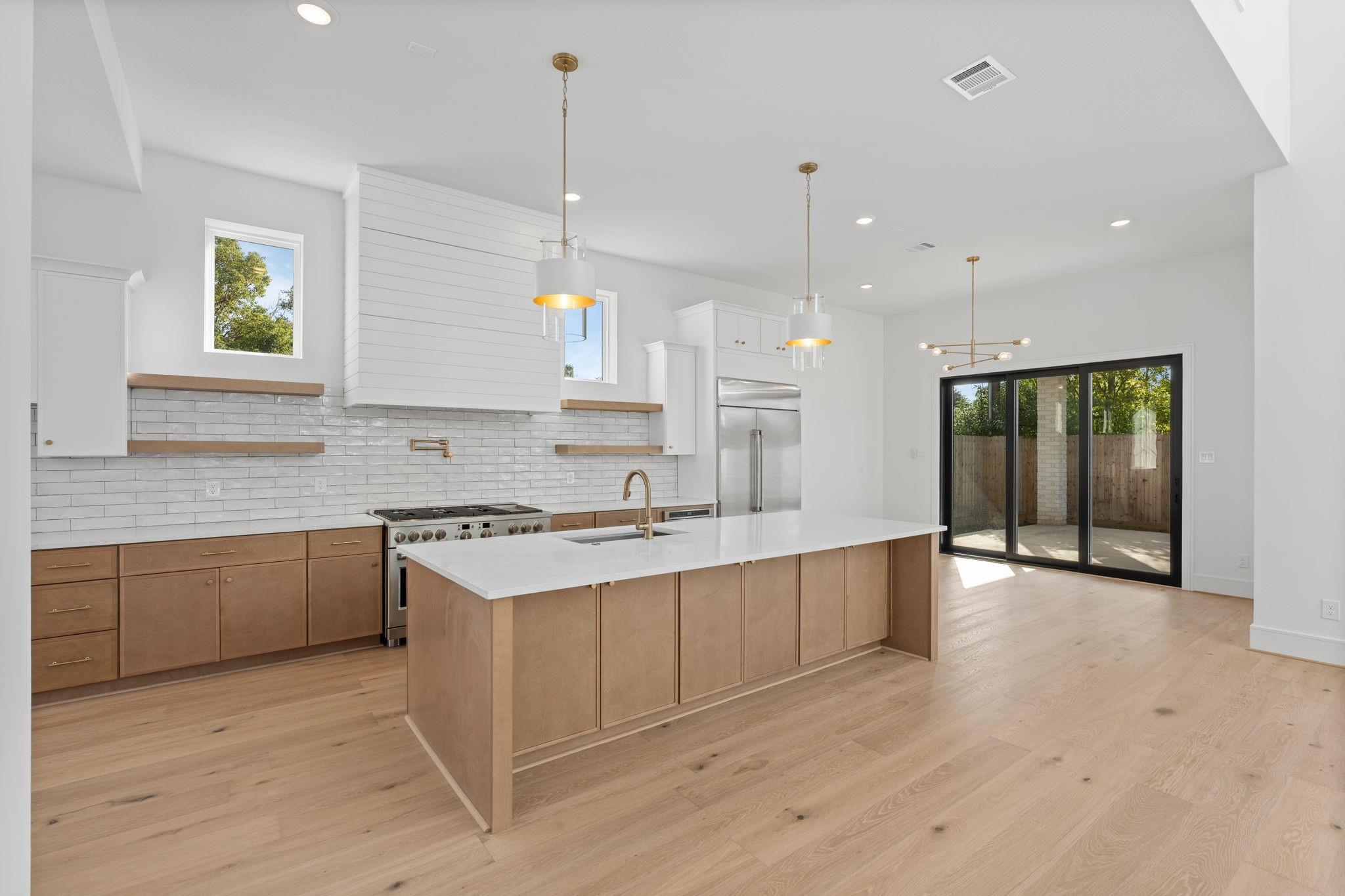 8021 Turquoise Lane