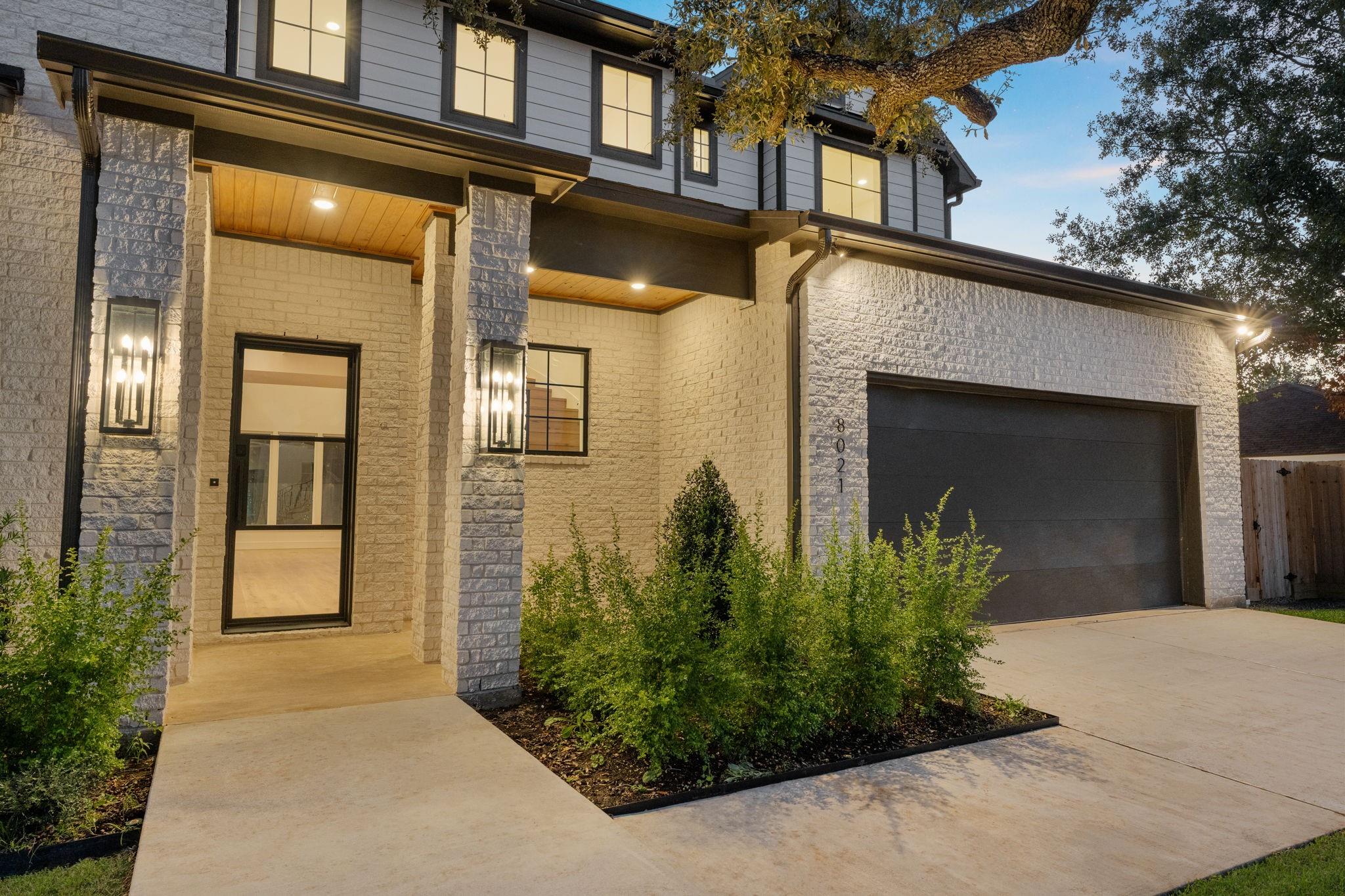 8021 Turquoise Lane