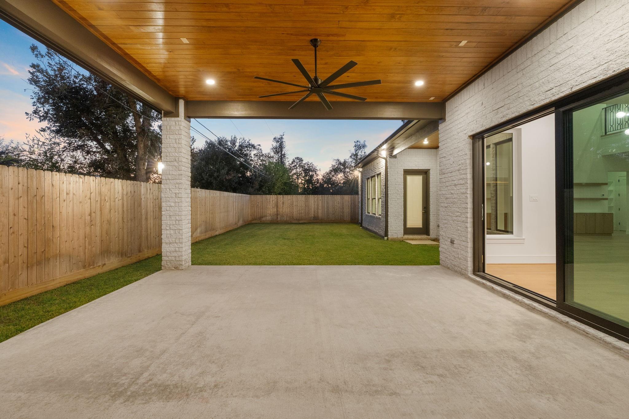 8021 Turquoise Lane