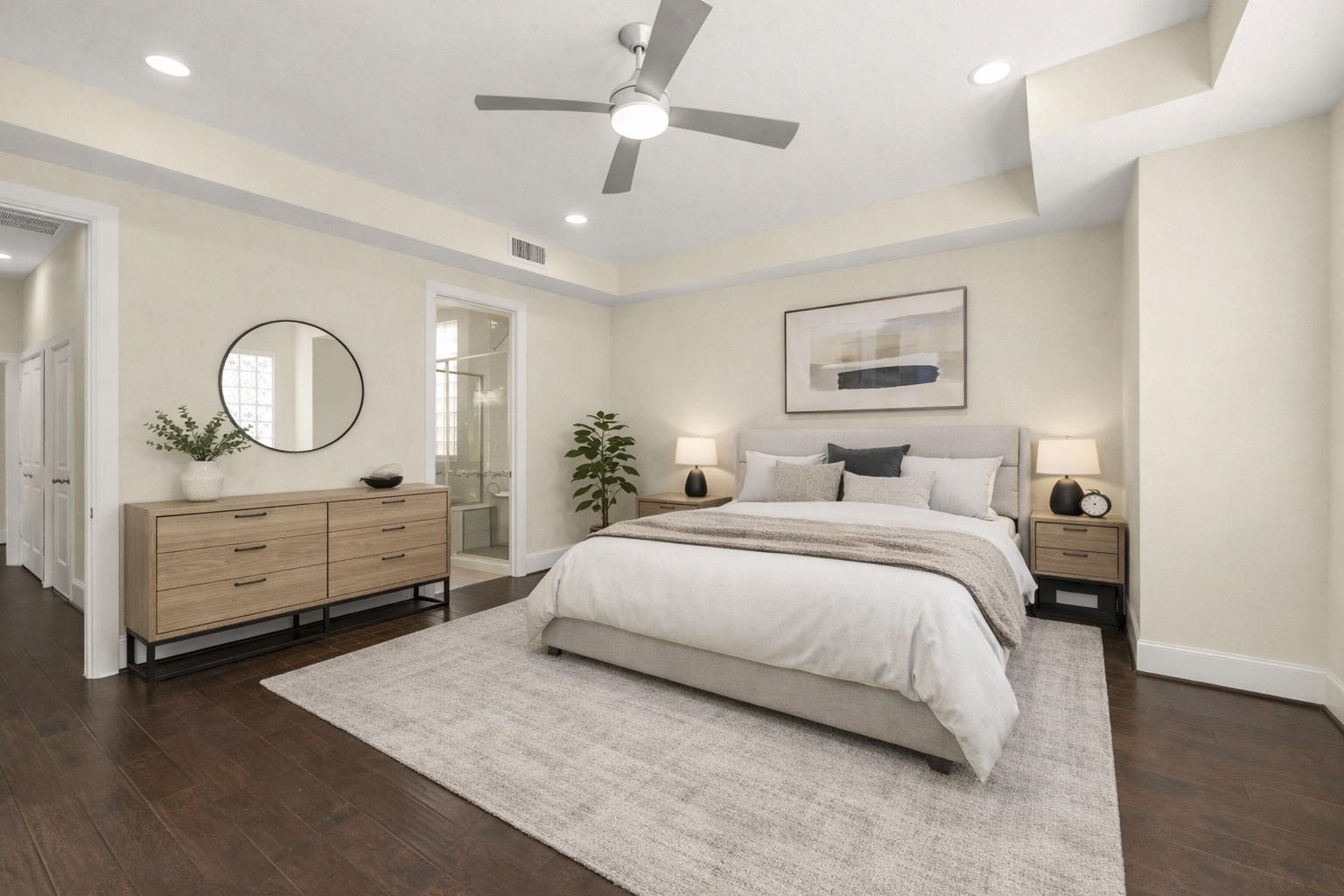 734 N Shepherd Drive