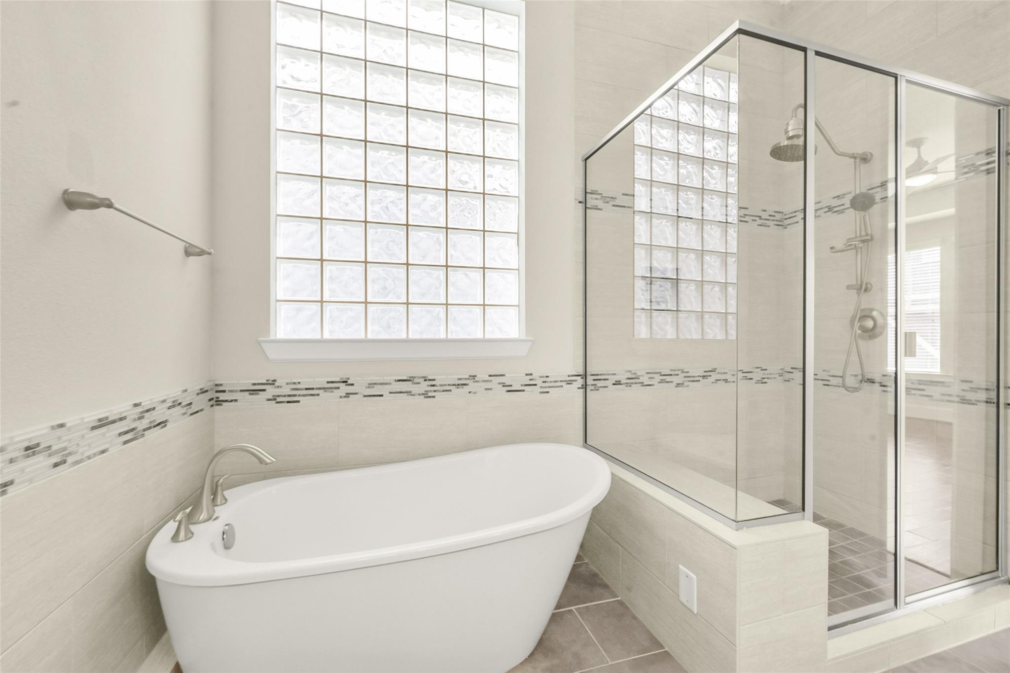 734 N Shepherd Drive