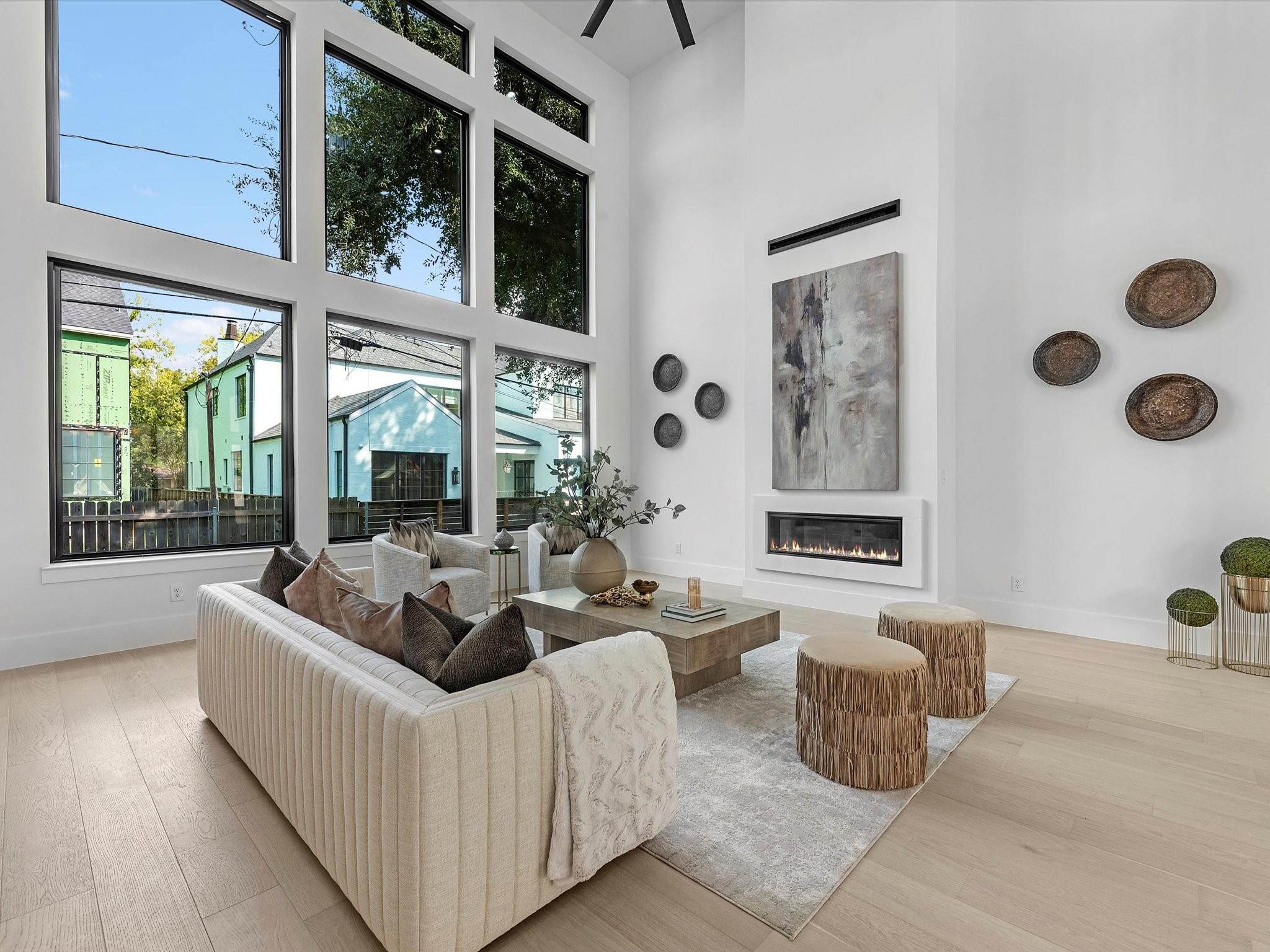 811 Woodstock Street