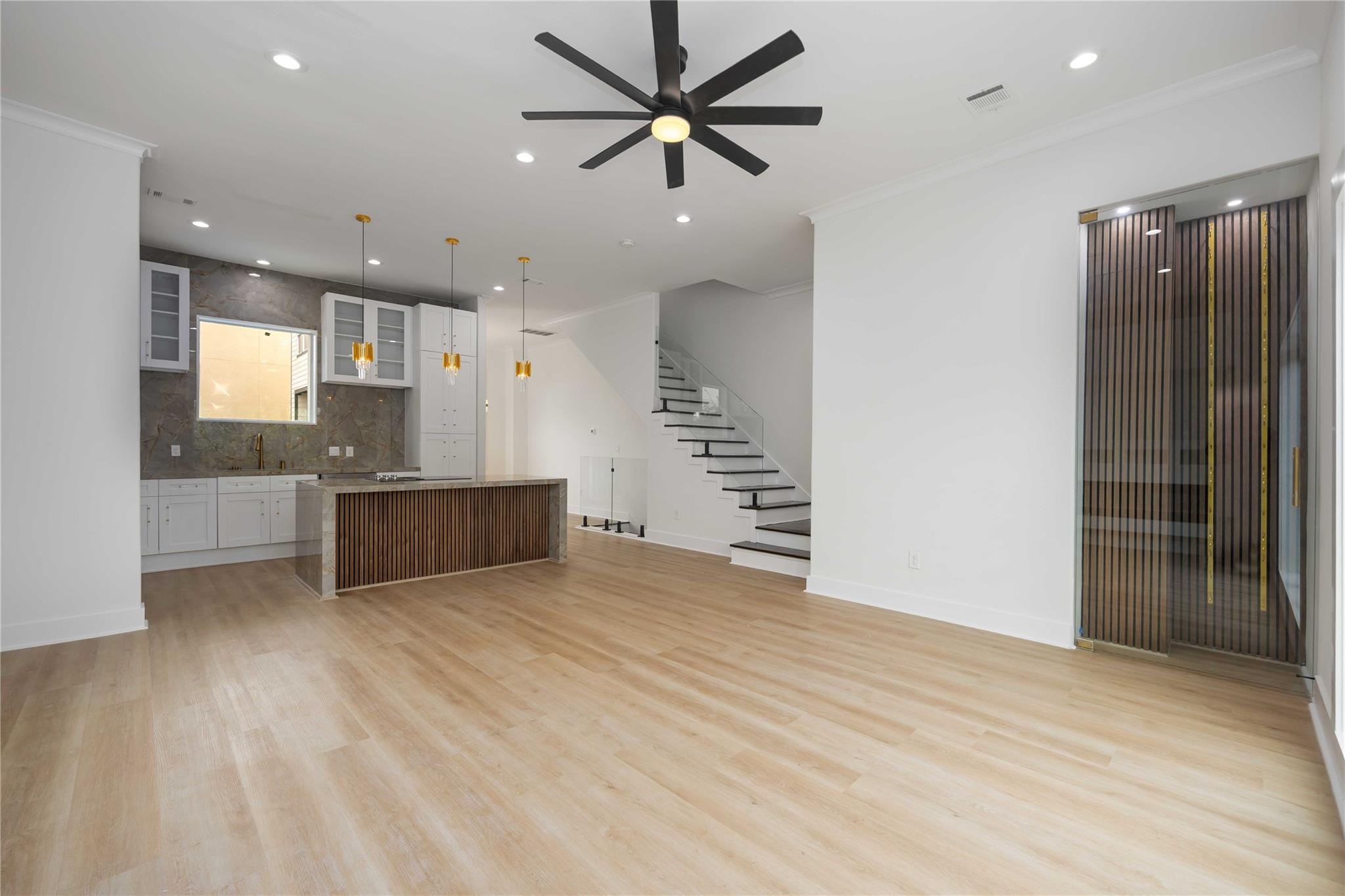 1413 Stanford Street