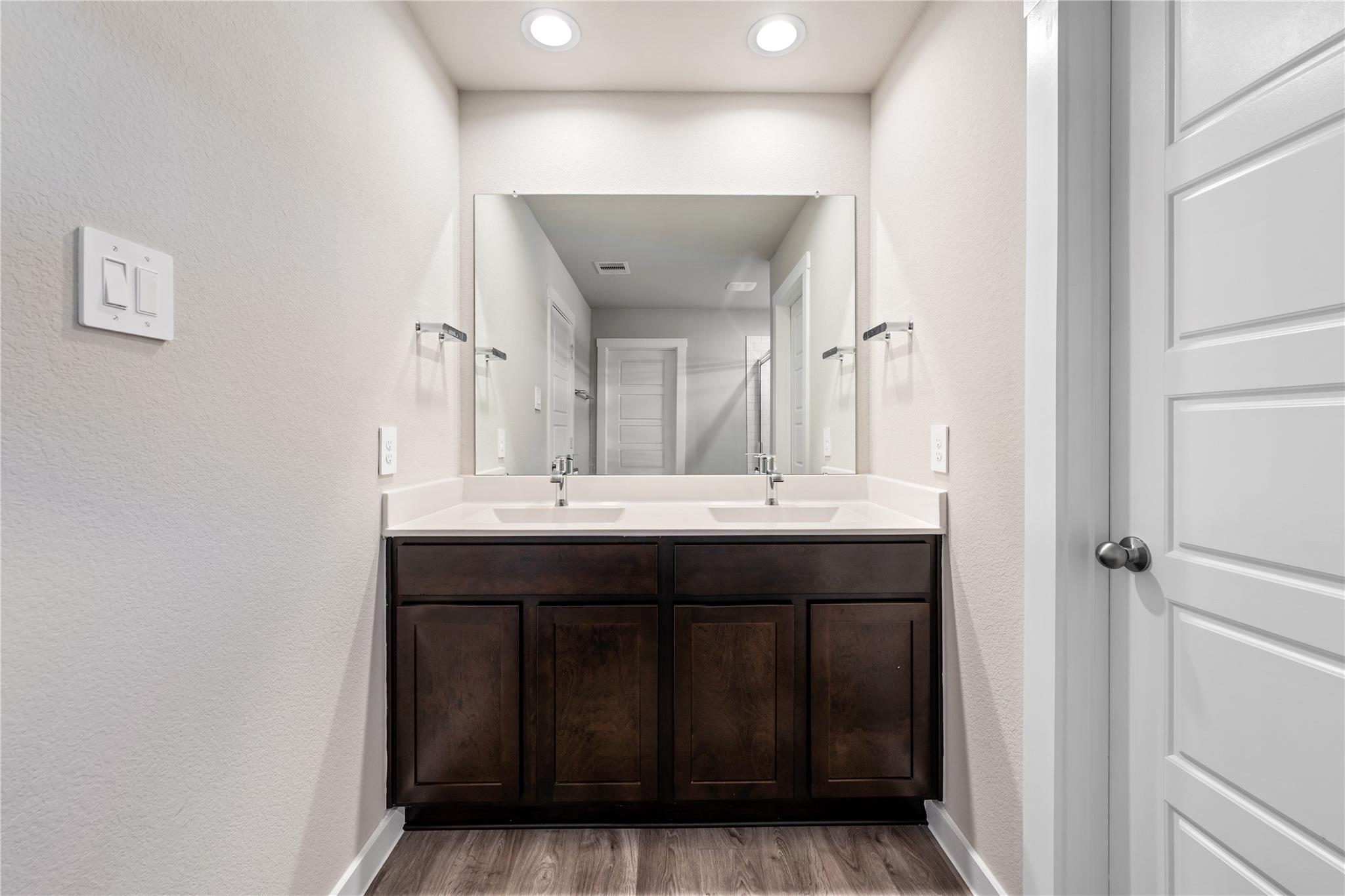 12722 Basinghall Lane