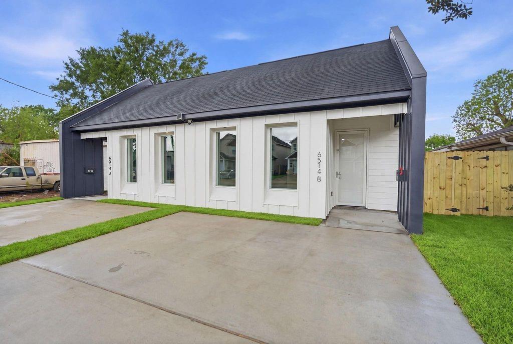 6514 Luce Street Unit: A/B