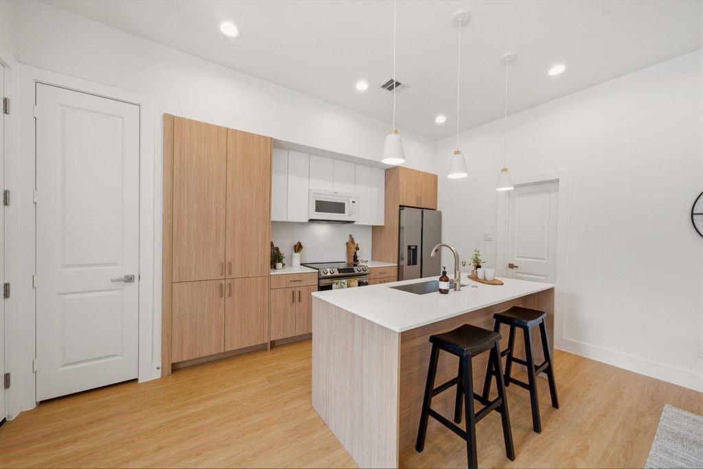6514 Luce Street Unit: A/B