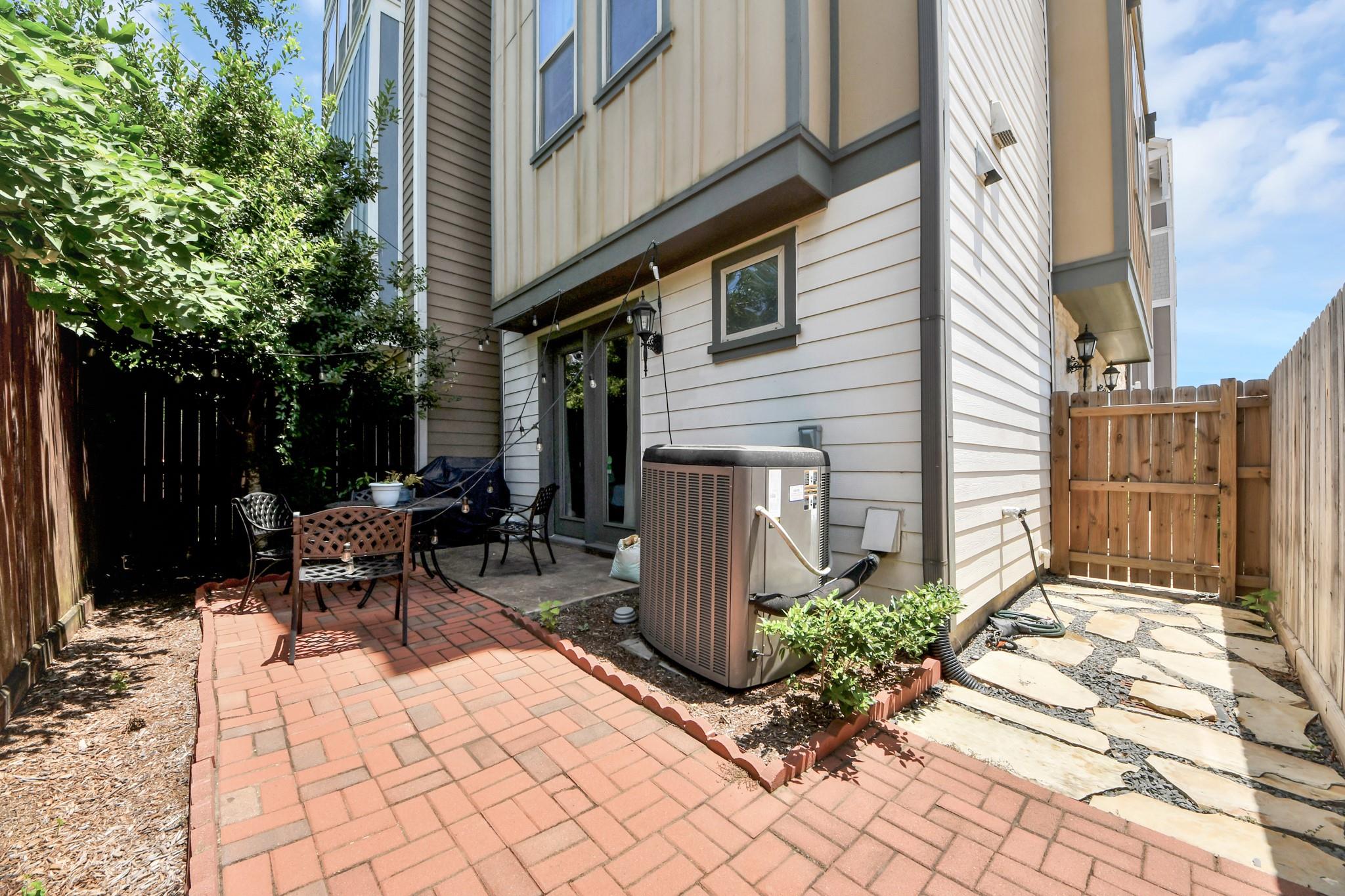 923 Byrne Street