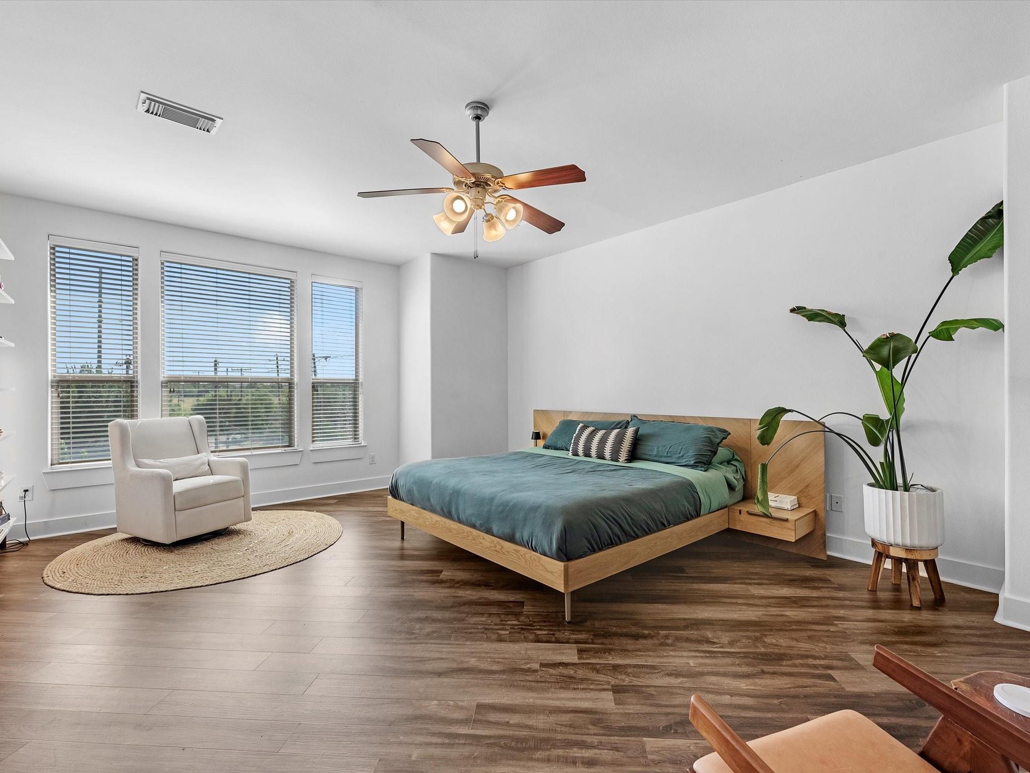 3421 Gillespie Street