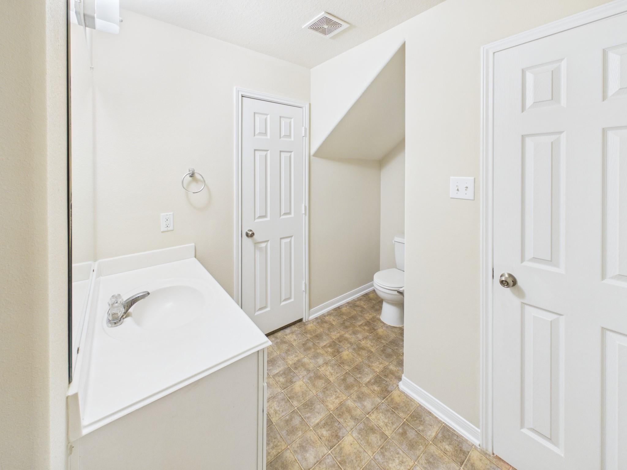 3319 Apple Dale Drive