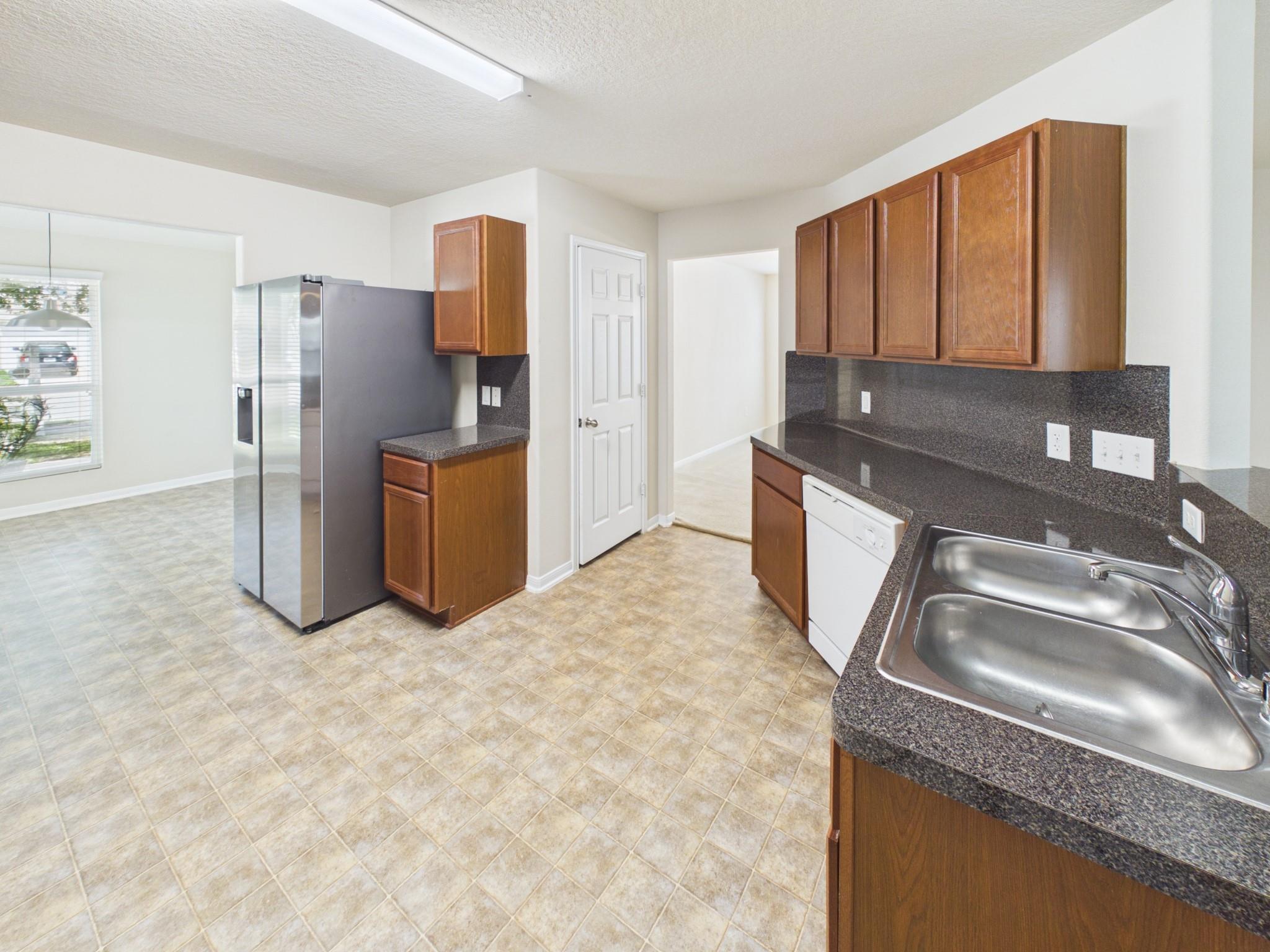 3319 Apple Dale Drive
