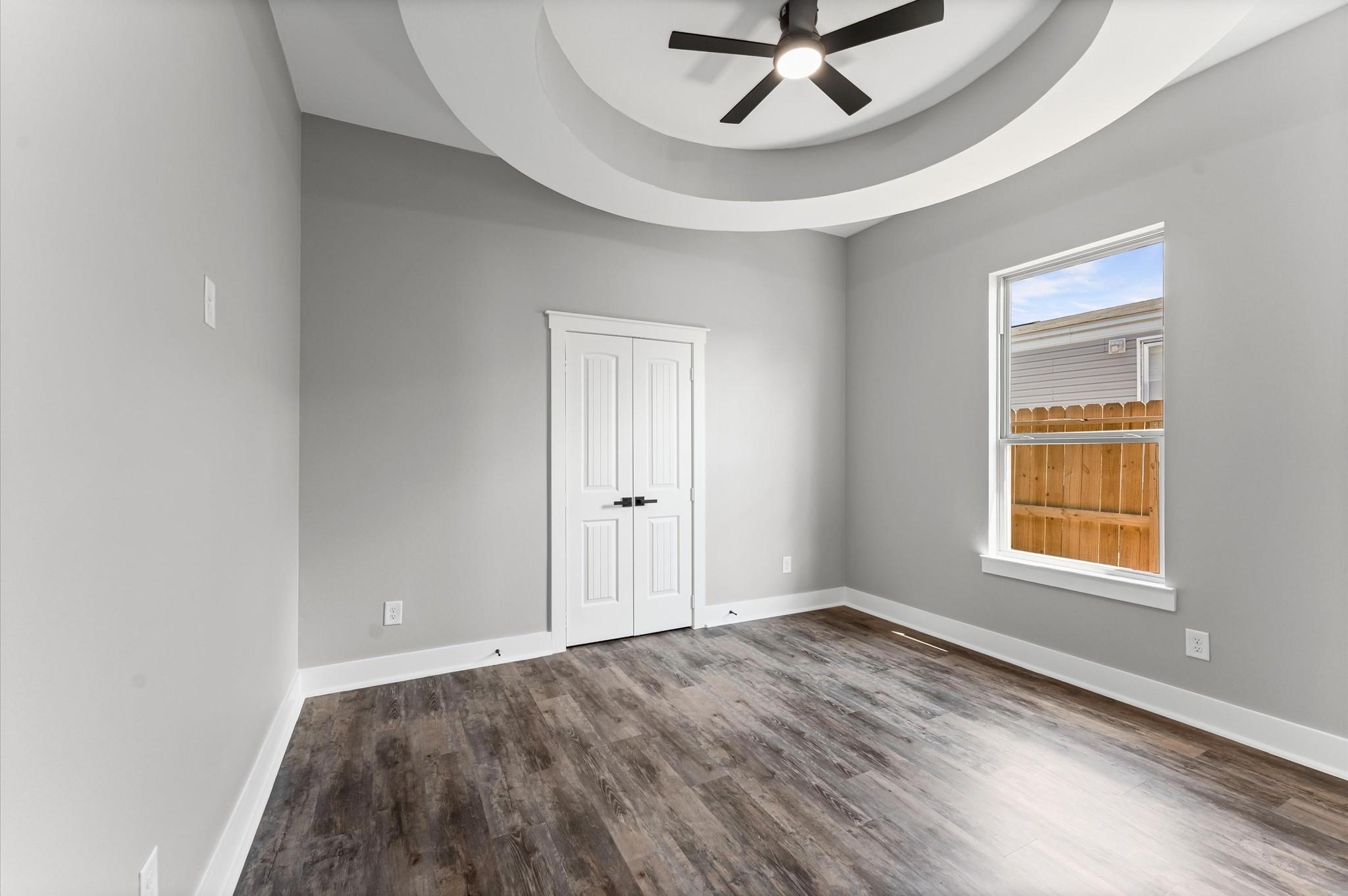 1109 Long Leaf Pine Street