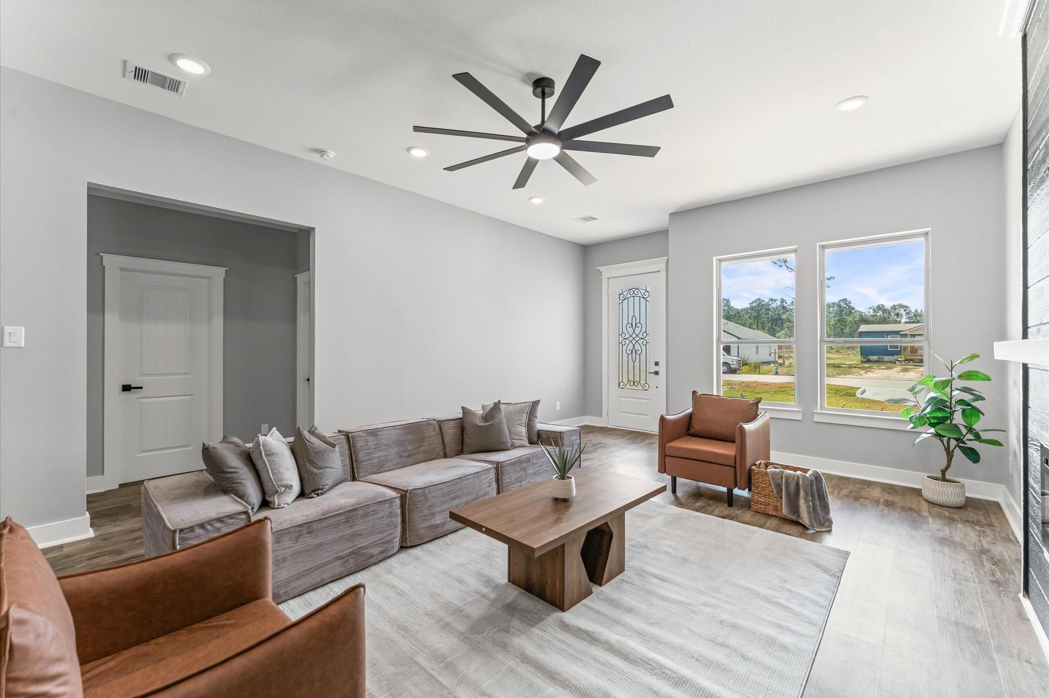 1109 Long Leaf Pine Street