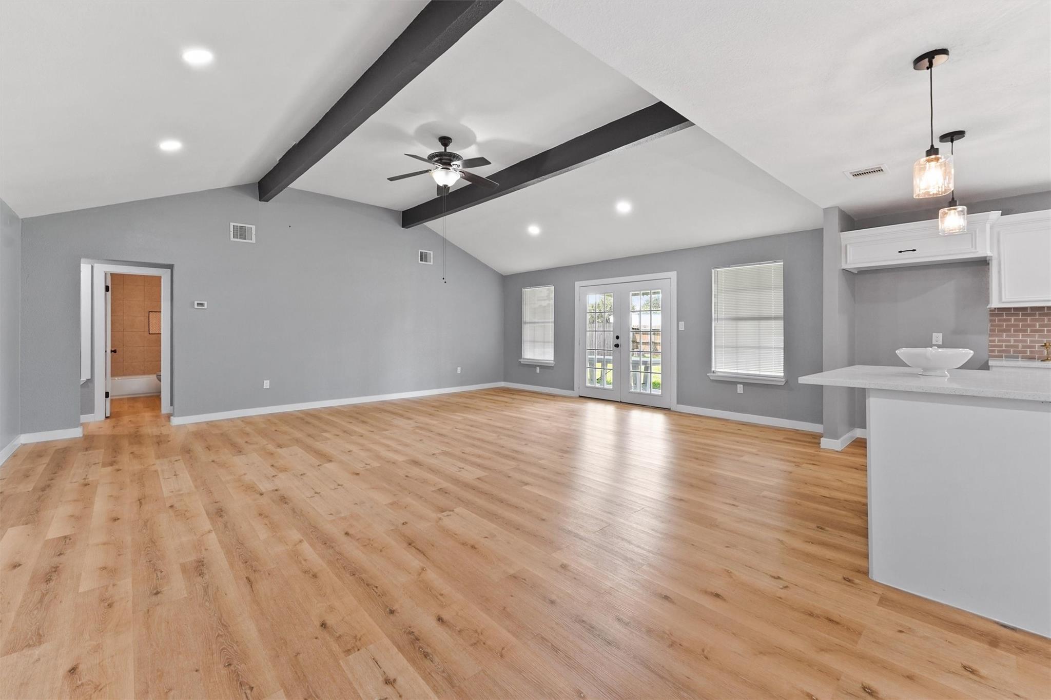 10723 Mackenzie Drive