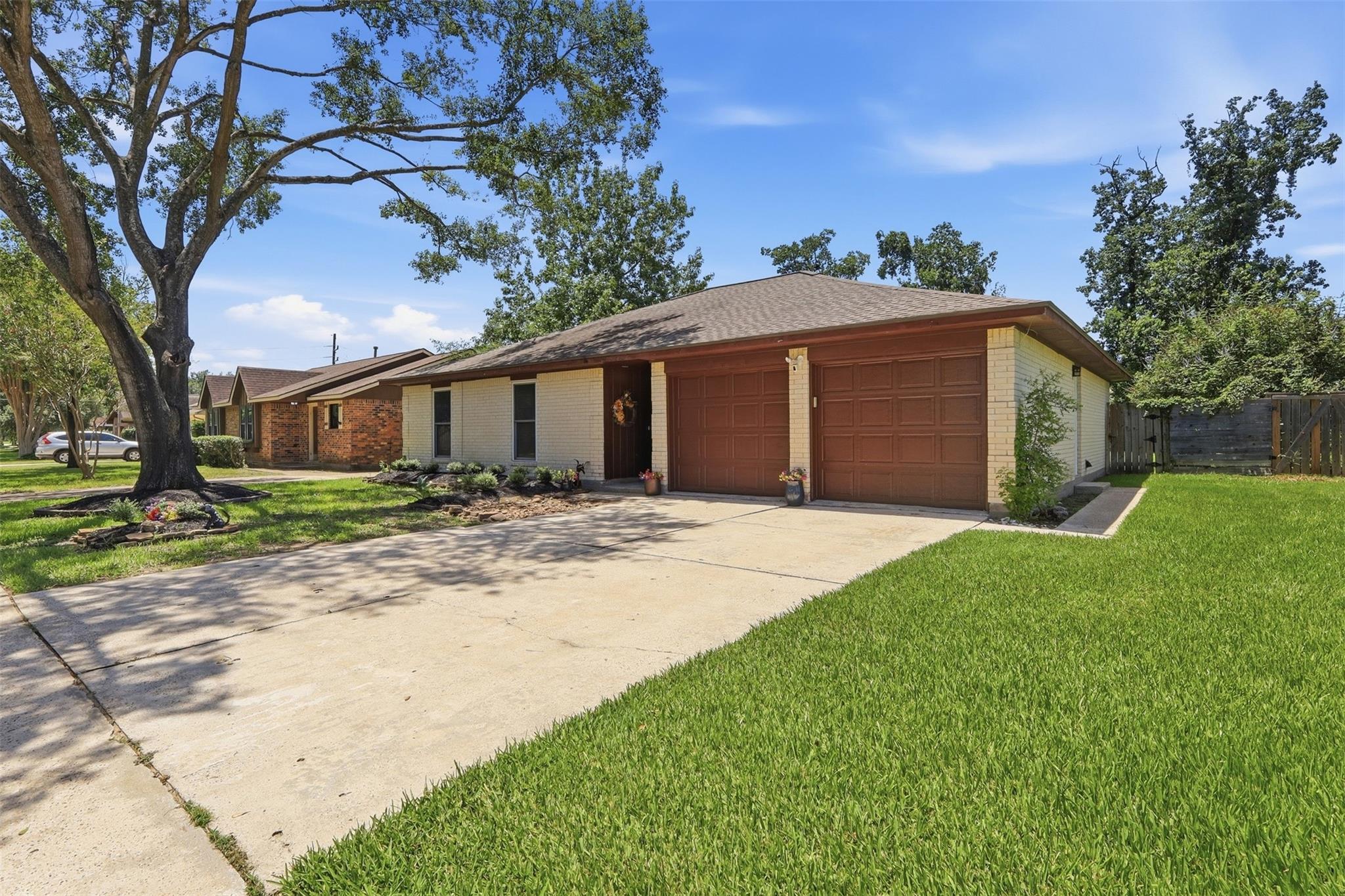 21327 Glenbranch Drive